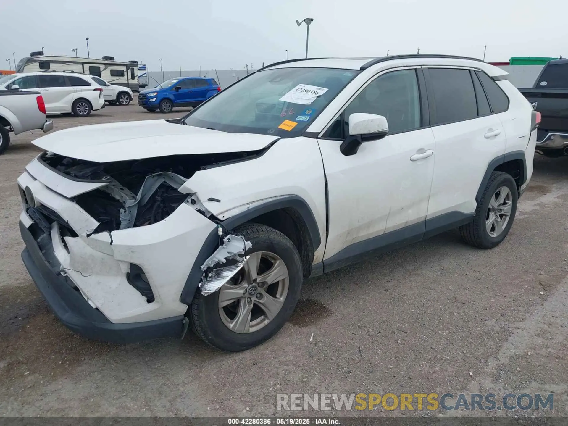 2 fotografías del automóvil dañado 2T3P1RFV8KW040053 TOYOTA RAV4 2019