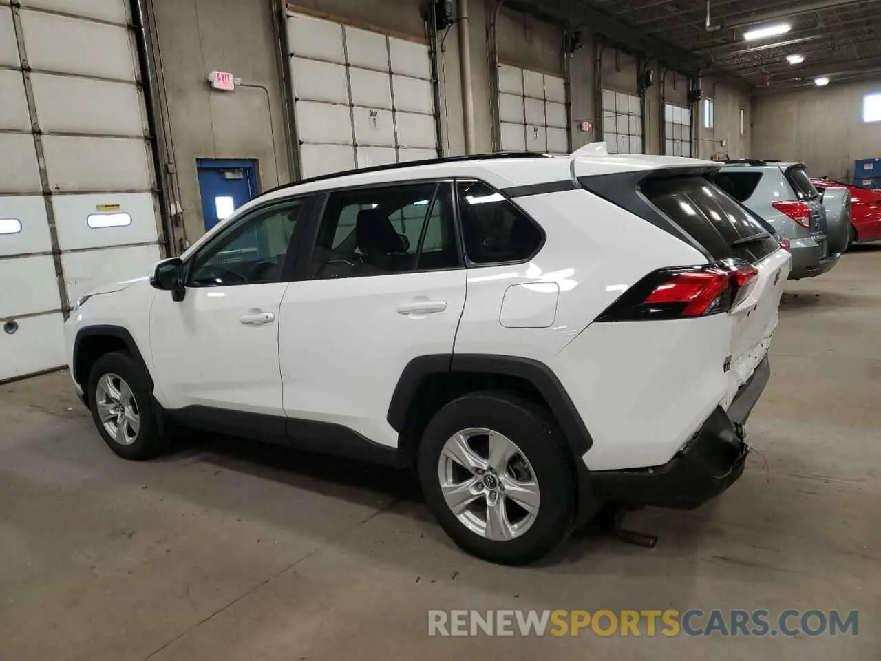 2 fotografías del automóvil dañado 2T3P1RFV8KW082237 TOYOTA RAV4 2019