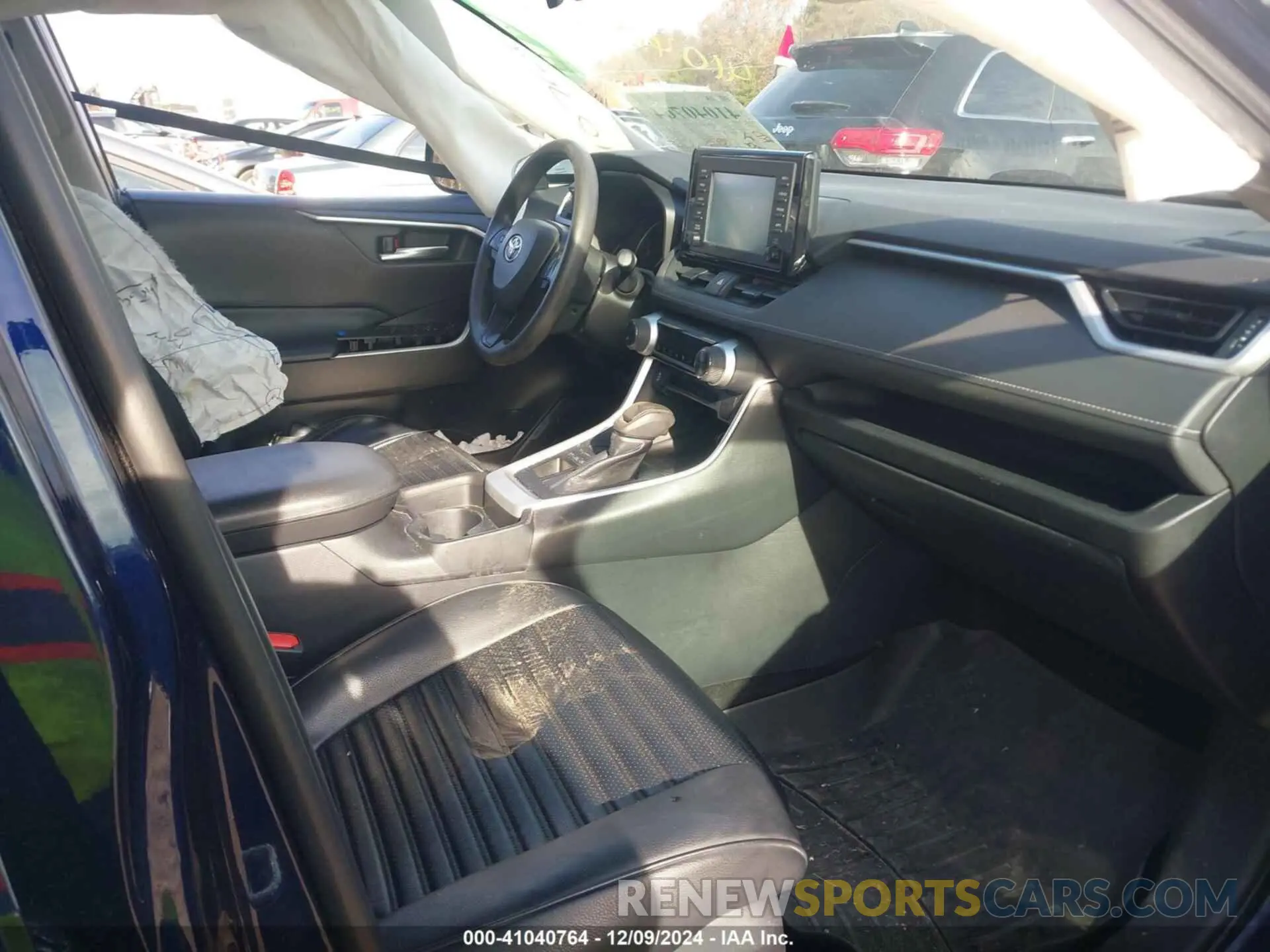 5 fotografías del automóvil dañado 2T3P1RFV9KC027426 TOYOTA RAV4 2019