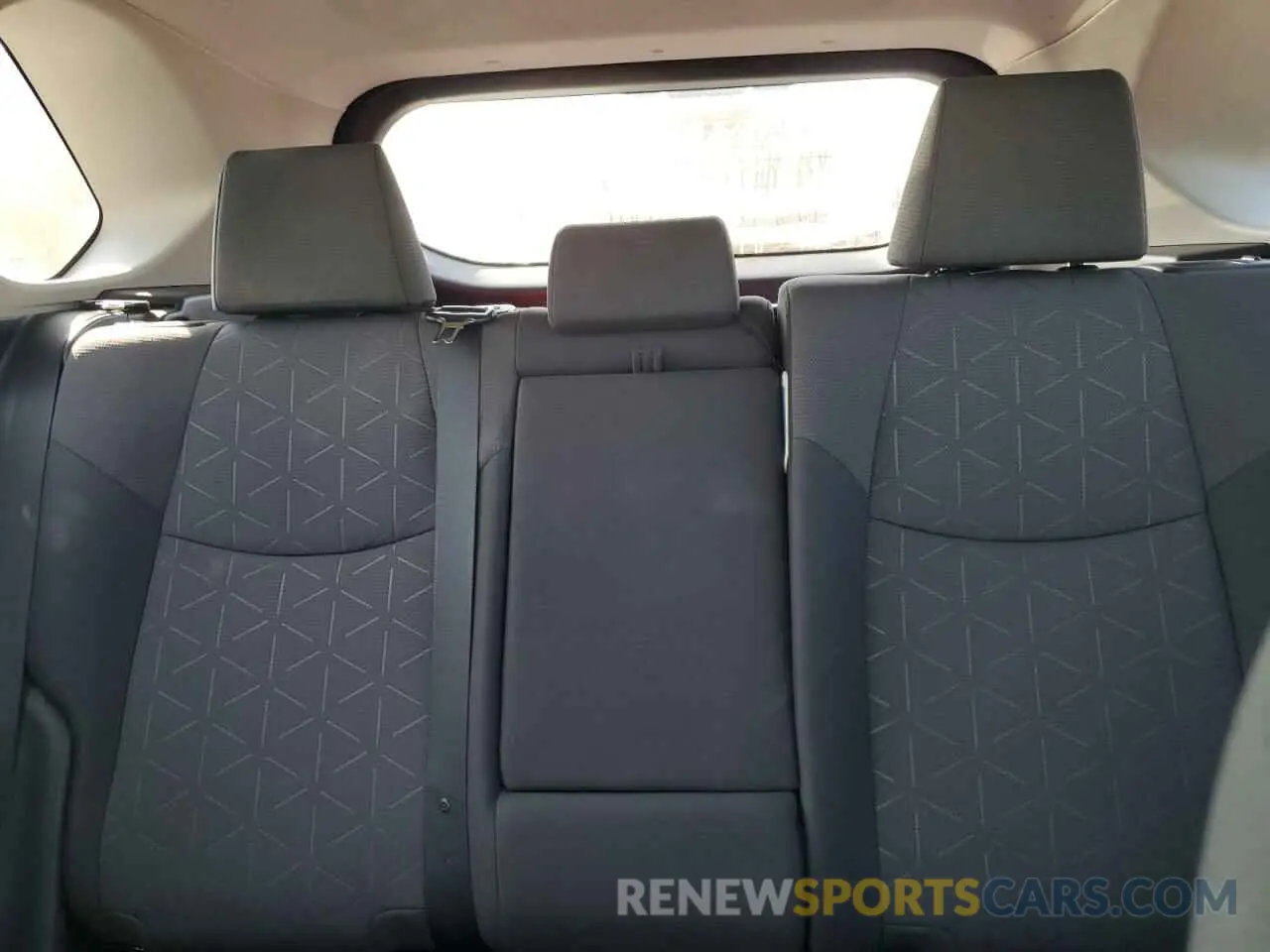 10 fotografías del automóvil dañado 2T3P1RFV9KC034604 TOYOTA RAV4 2019