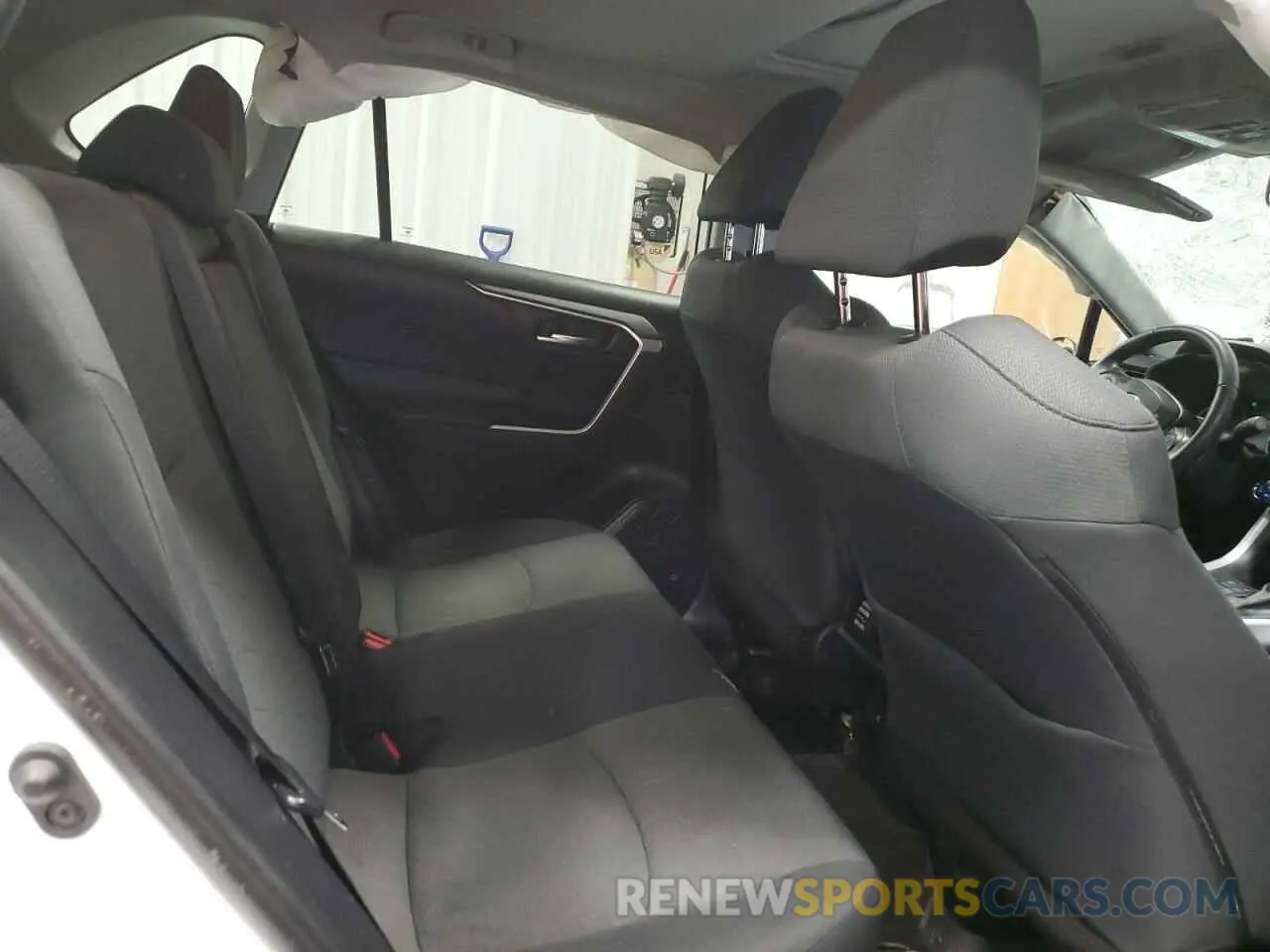 11 fotografías del automóvil dañado 2T3P1RFV9KW009992 TOYOTA RAV4 2019
