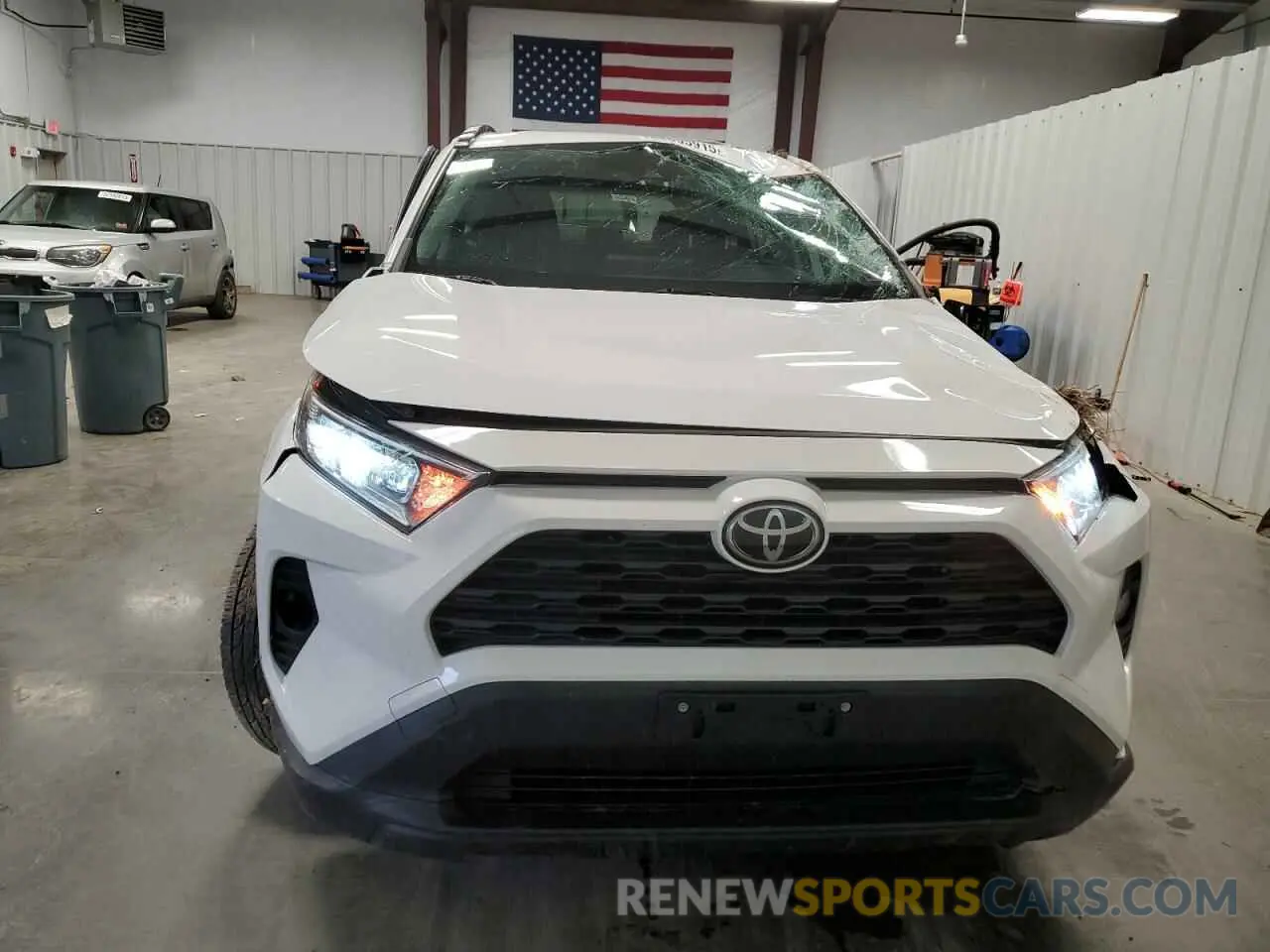 5 fotografías del automóvil dañado 2T3P1RFV9KW009992 TOYOTA RAV4 2019
