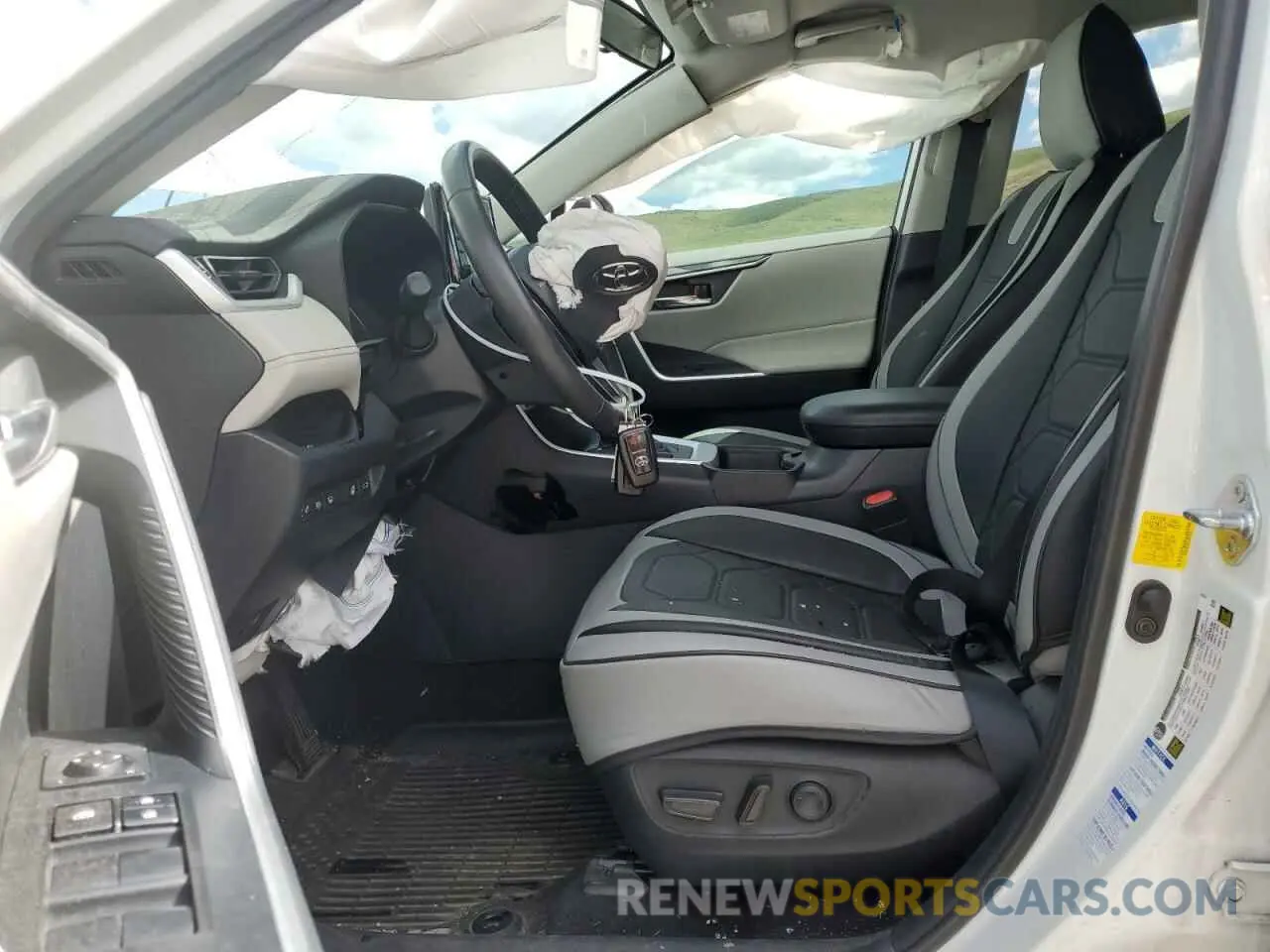 7 fotografías del automóvil dañado 2T3P1RFV9KW081579 TOYOTA RAV4 2019