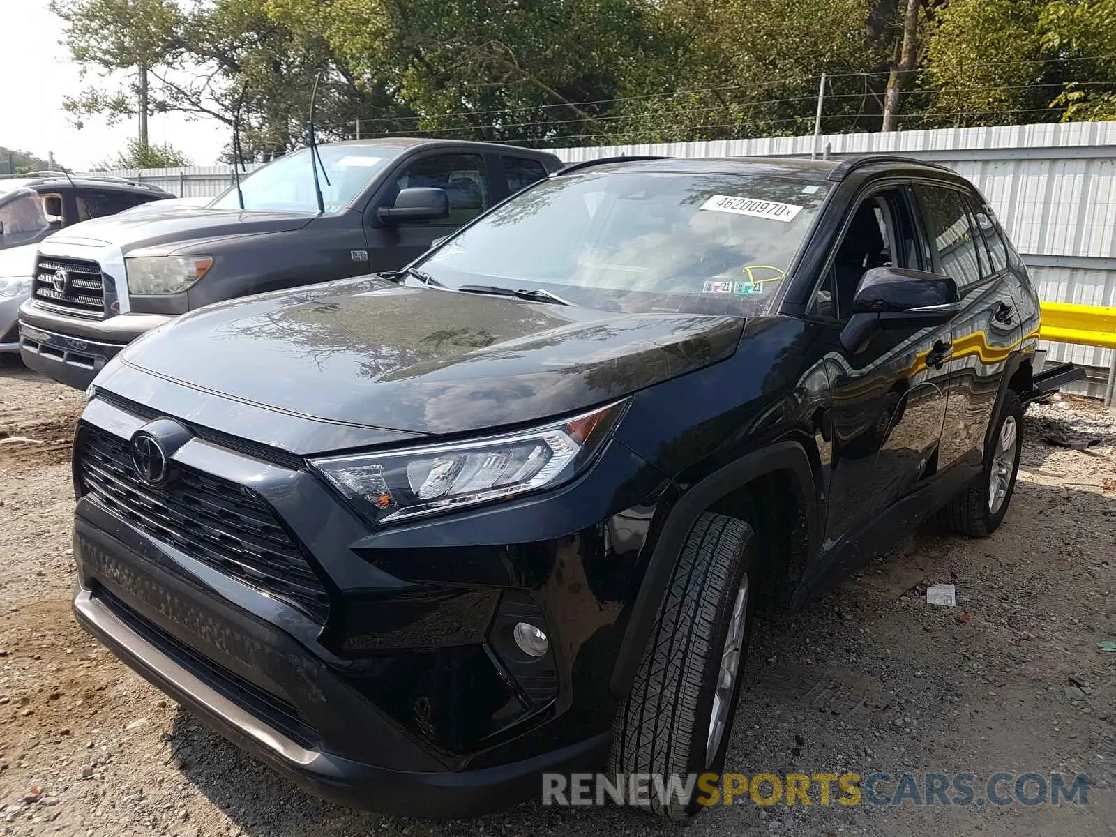 2 fotografías del automóvil dañado 2T3P1RFVXKC004222 TOYOTA RAV4 2019