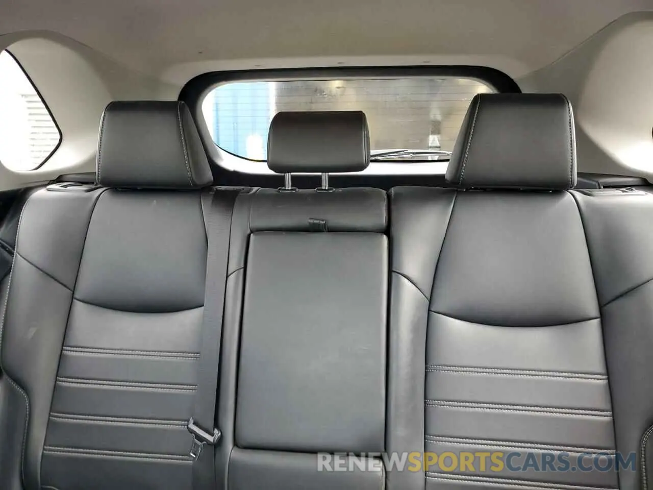 10 fotografías del automóvil dañado 2T3R1RFV1KW073288 TOYOTA RAV4 2019