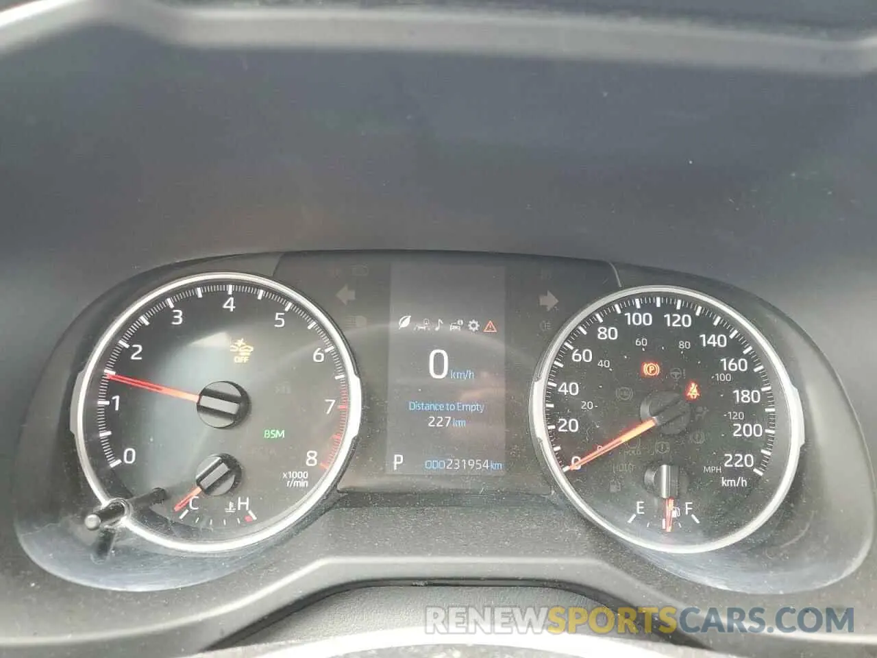 9 fotografías del automóvil dañado 2T3R1RFV1KW073288 TOYOTA RAV4 2019