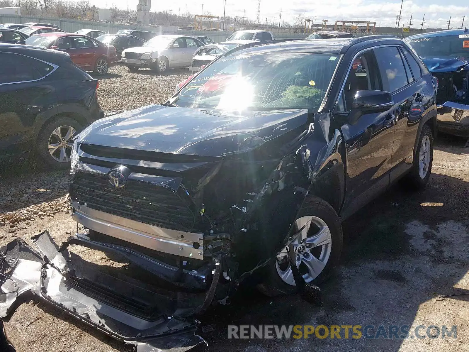 2 fotografías del automóvil dañado 2T3RWRFV2KW028474 TOYOTA RAV4 2019