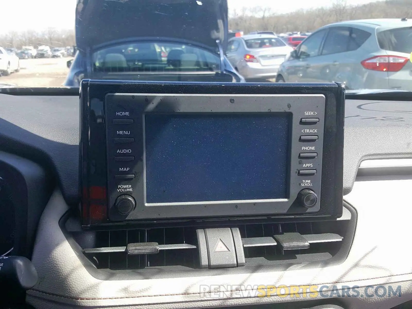 9 fotografías del automóvil dañado 2T3RWRFV2KW028474 TOYOTA RAV4 2019