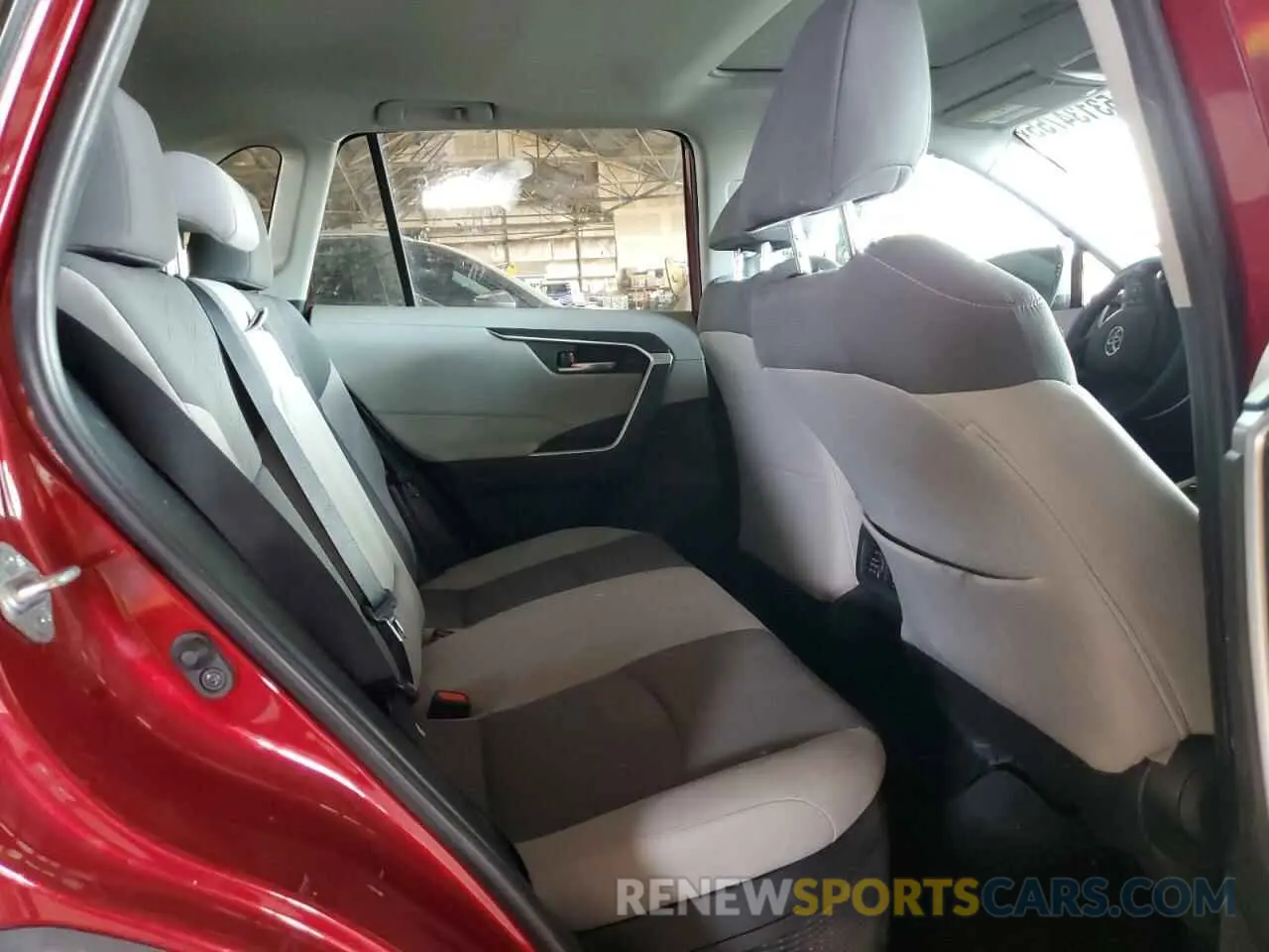 11 fotografías del automóvil dañado 2T3RWRFV7KW018121 TOYOTA RAV4 2019