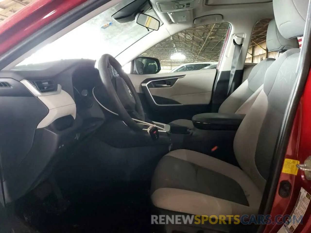 7 fotografías del automóvil dañado 2T3RWRFV7KW018121 TOYOTA RAV4 2019