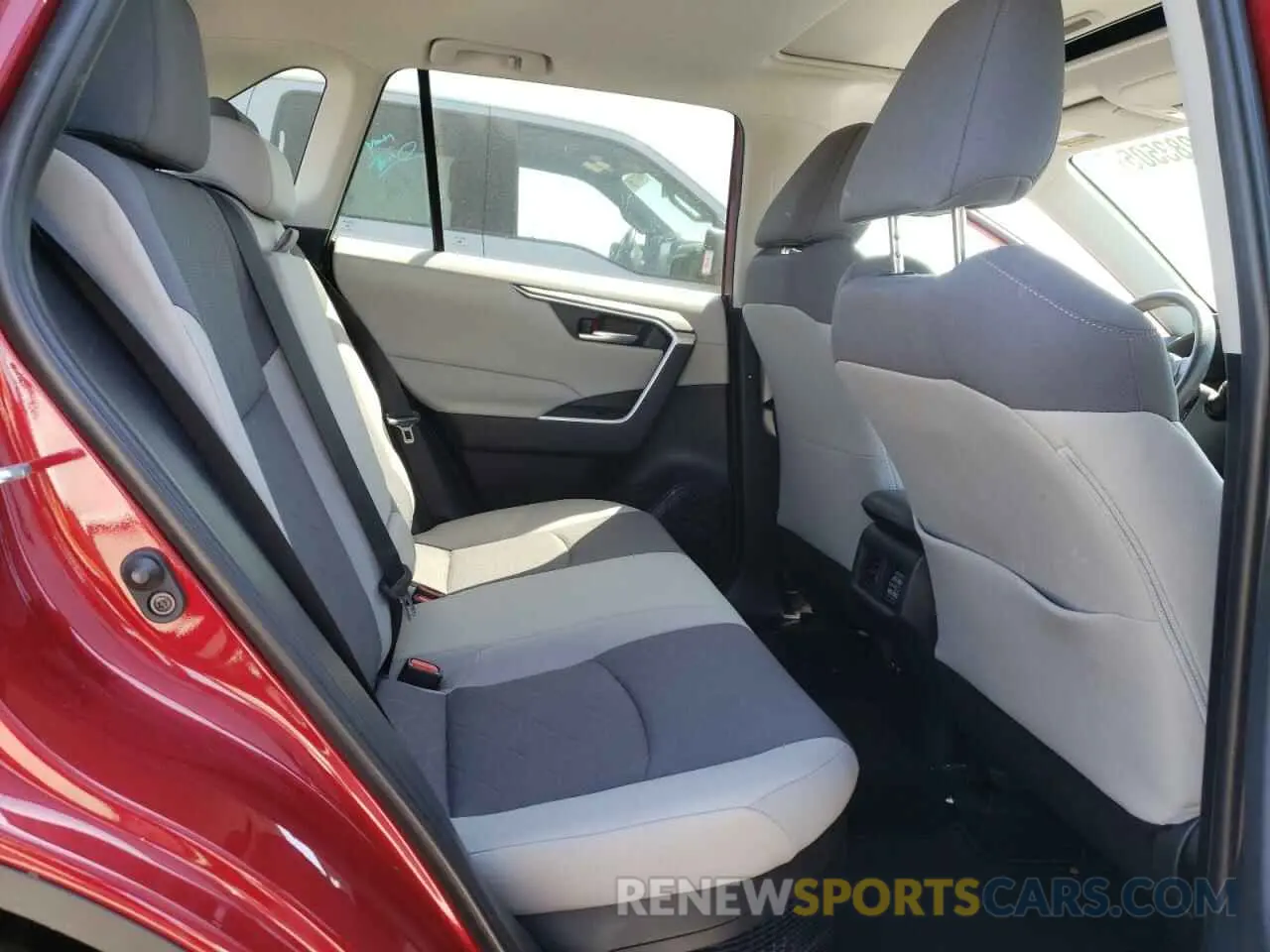 10 fotografías del automóvil dañado 2T3RWRFV8KW019732 TOYOTA RAV4 2019