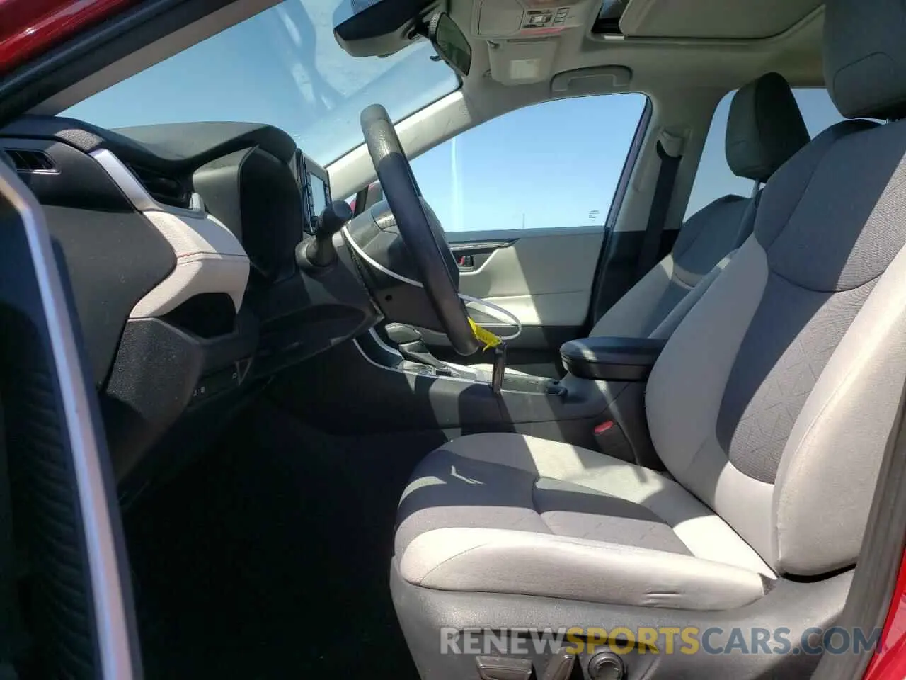 7 fotografías del automóvil dañado 2T3RWRFV8KW019732 TOYOTA RAV4 2019