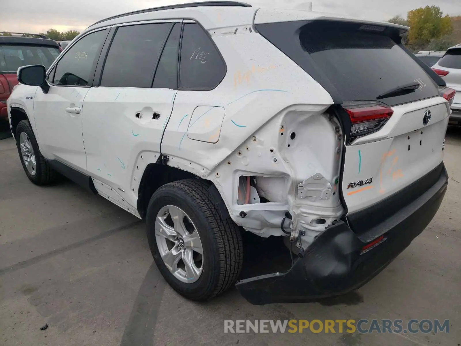 3 fotografías del automóvil dañado 2T3RWRFVXKW012894 TOYOTA RAV4 2019