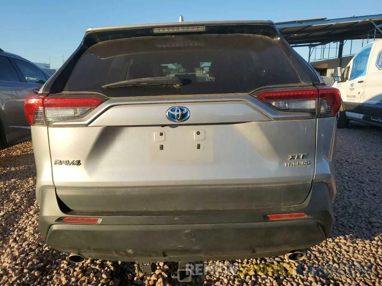 6 fotografías del automóvil dañado 2T3RWRFVXKW028898 TOYOTA RAV4 2019