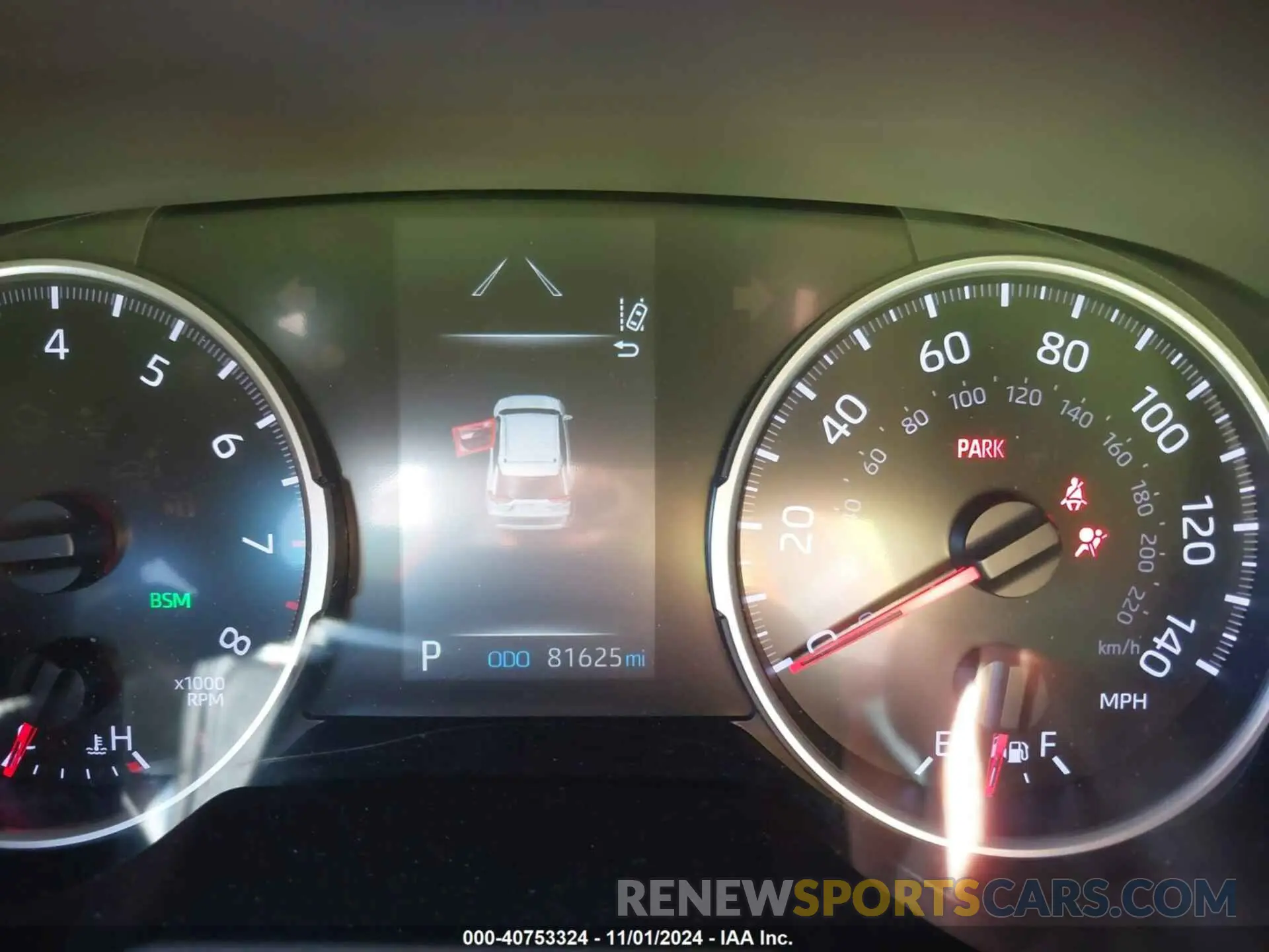 15 fotografías del automóvil dañado 2T3W1RFV0KW033030 TOYOTA RAV4 2019