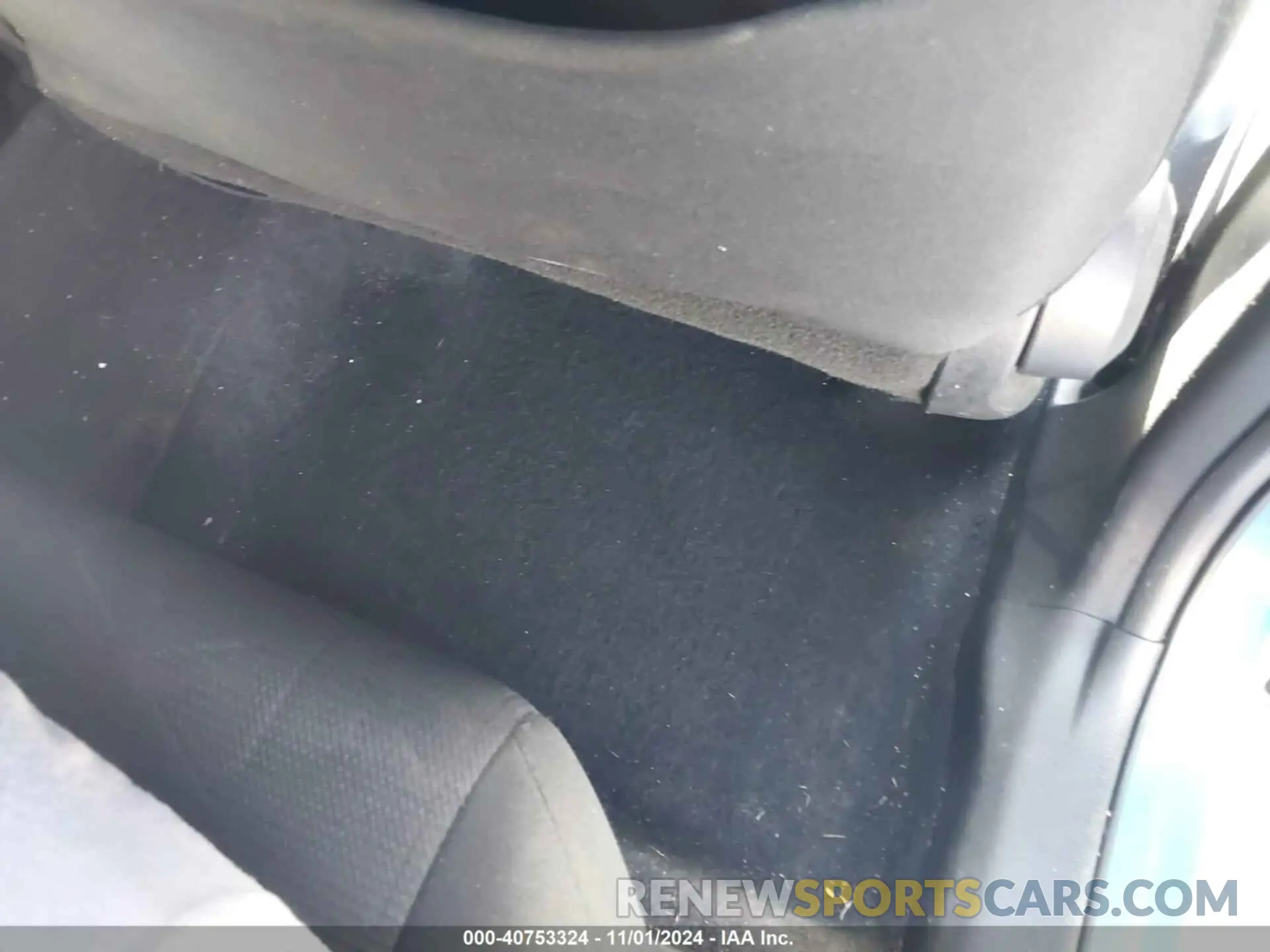 8 fotografías del automóvil dañado 2T3W1RFV0KW033030 TOYOTA RAV4 2019
