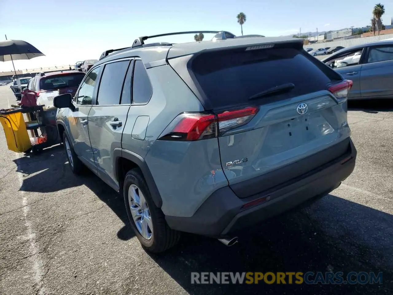 3 fotografías del automóvil dañado 2T3W1RFV1KC005383 TOYOTA RAV4 2019