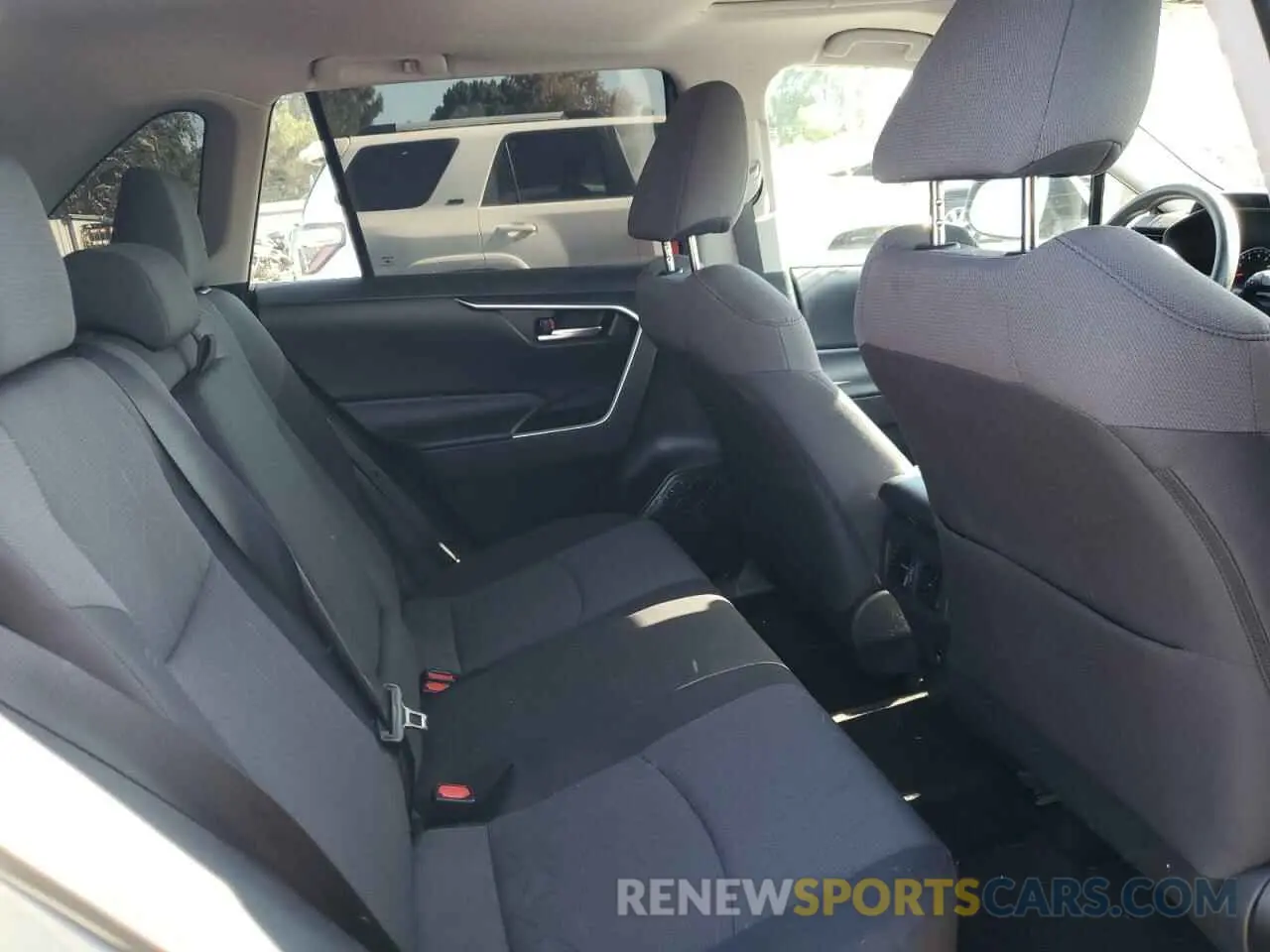 6 fotografías del automóvil dañado 2T3W1RFV1KC005383 TOYOTA RAV4 2019