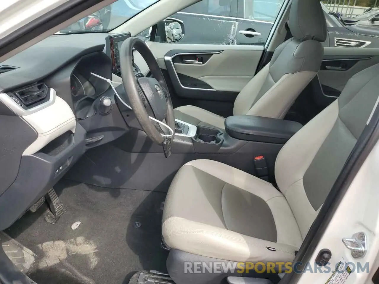 7 fotografías del automóvil dañado 2T3W1RFV1KC030428 TOYOTA RAV4 2019