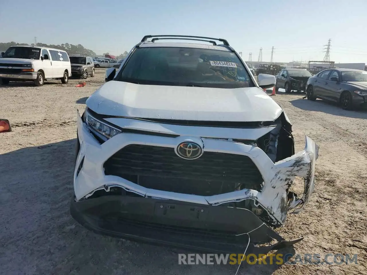 5 fotografías del automóvil dañado 2T3W1RFV2KW008940 TOYOTA RAV4 2019