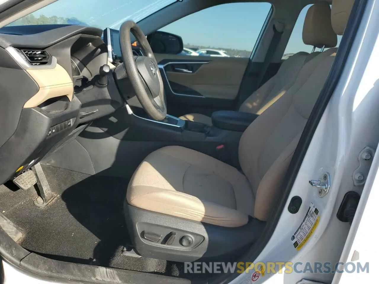 7 fotografías del automóvil dañado 2T3W1RFV2KW008940 TOYOTA RAV4 2019