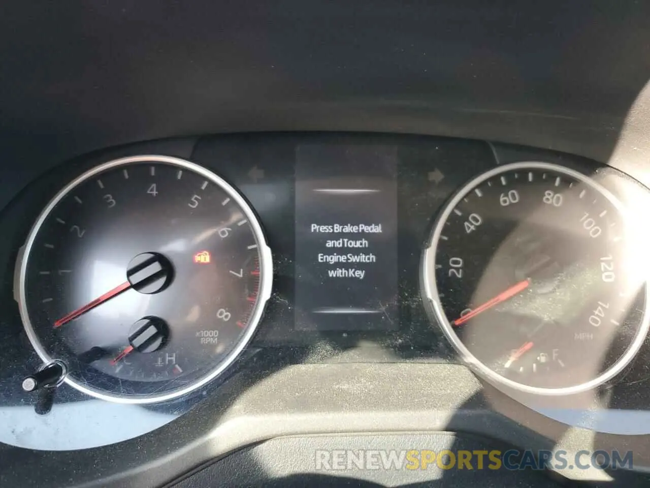 9 fotografías del automóvil dañado 2T3W1RFV2KW008940 TOYOTA RAV4 2019