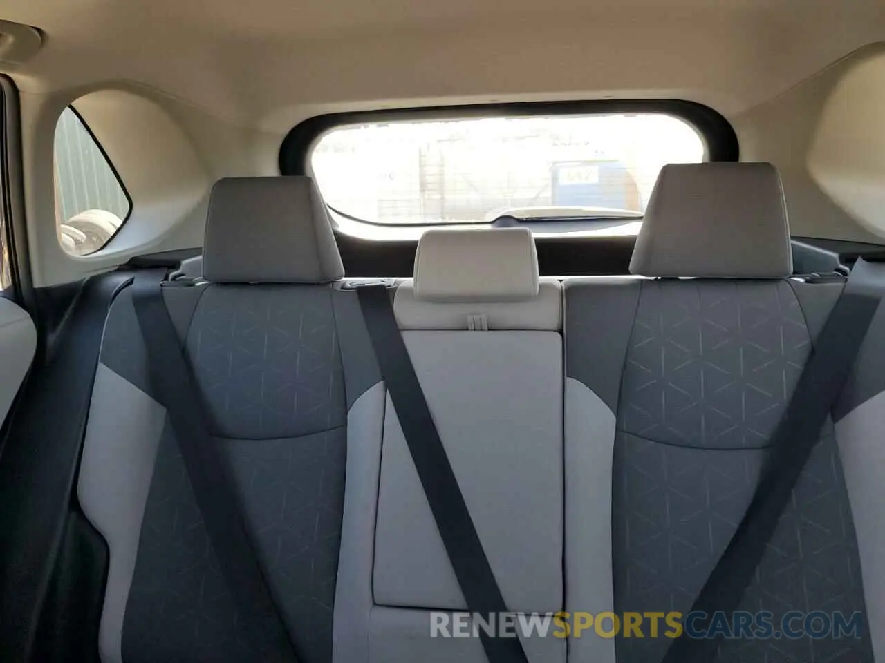 10 fotografías del automóvil dañado 2T3W1RFV2KW030694 TOYOTA RAV4 2019