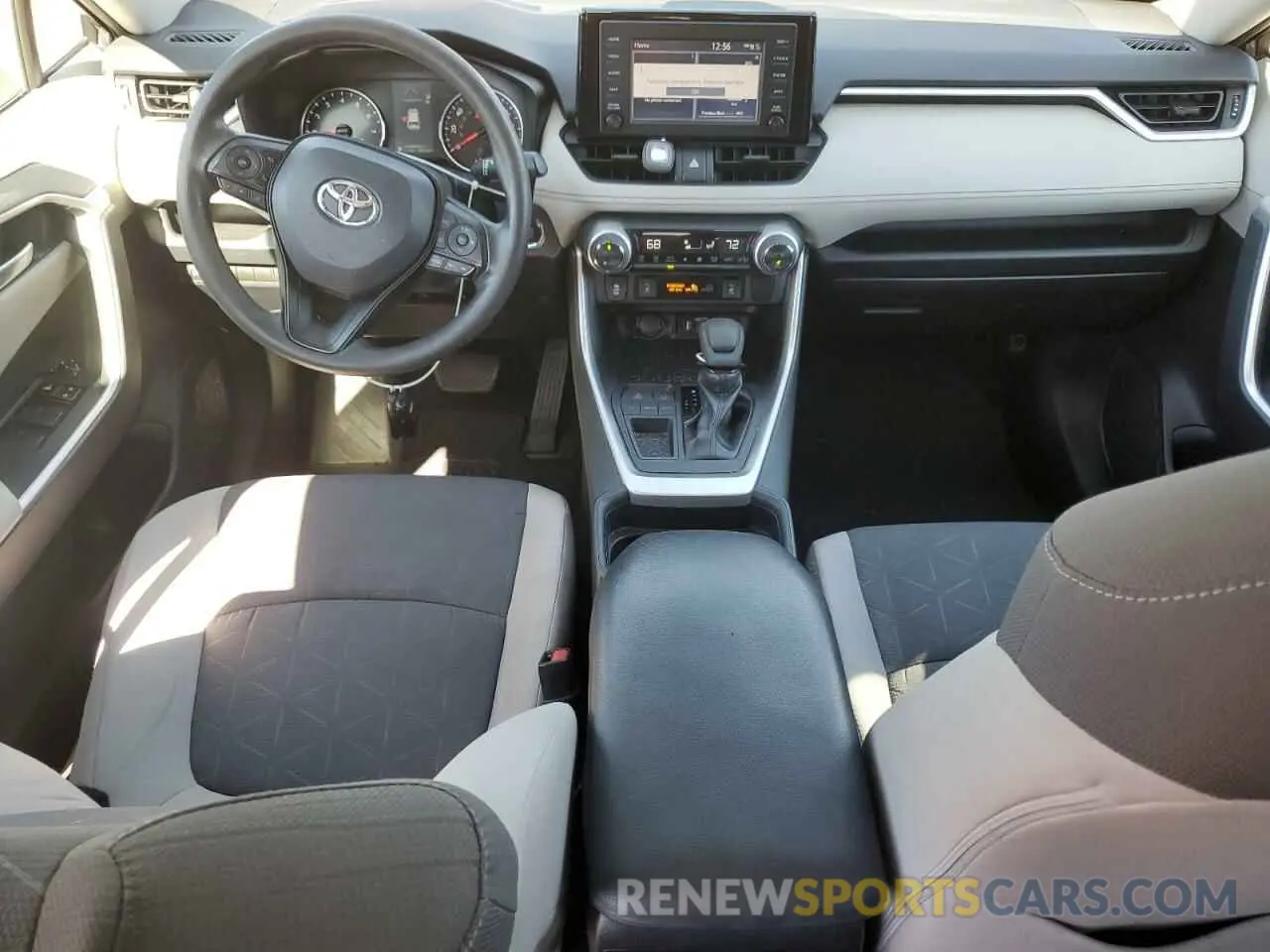 8 fotografías del automóvil dañado 2T3W1RFV2KW030694 TOYOTA RAV4 2019