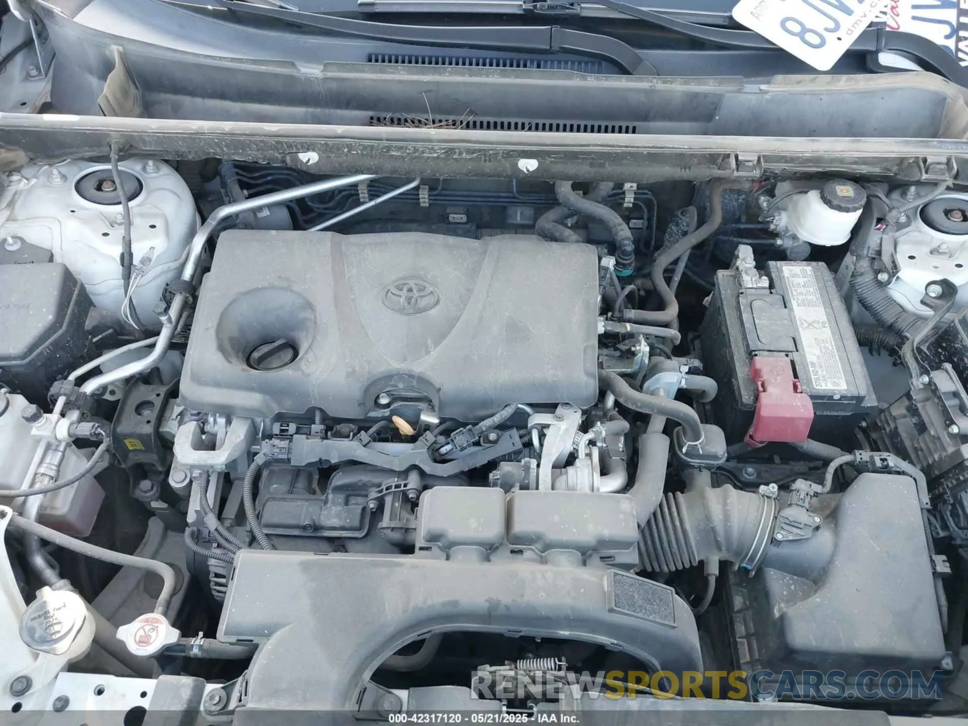 10 fotografías del automóvil dañado 2T3W1RFV3KC002016 TOYOTA RAV4 2019