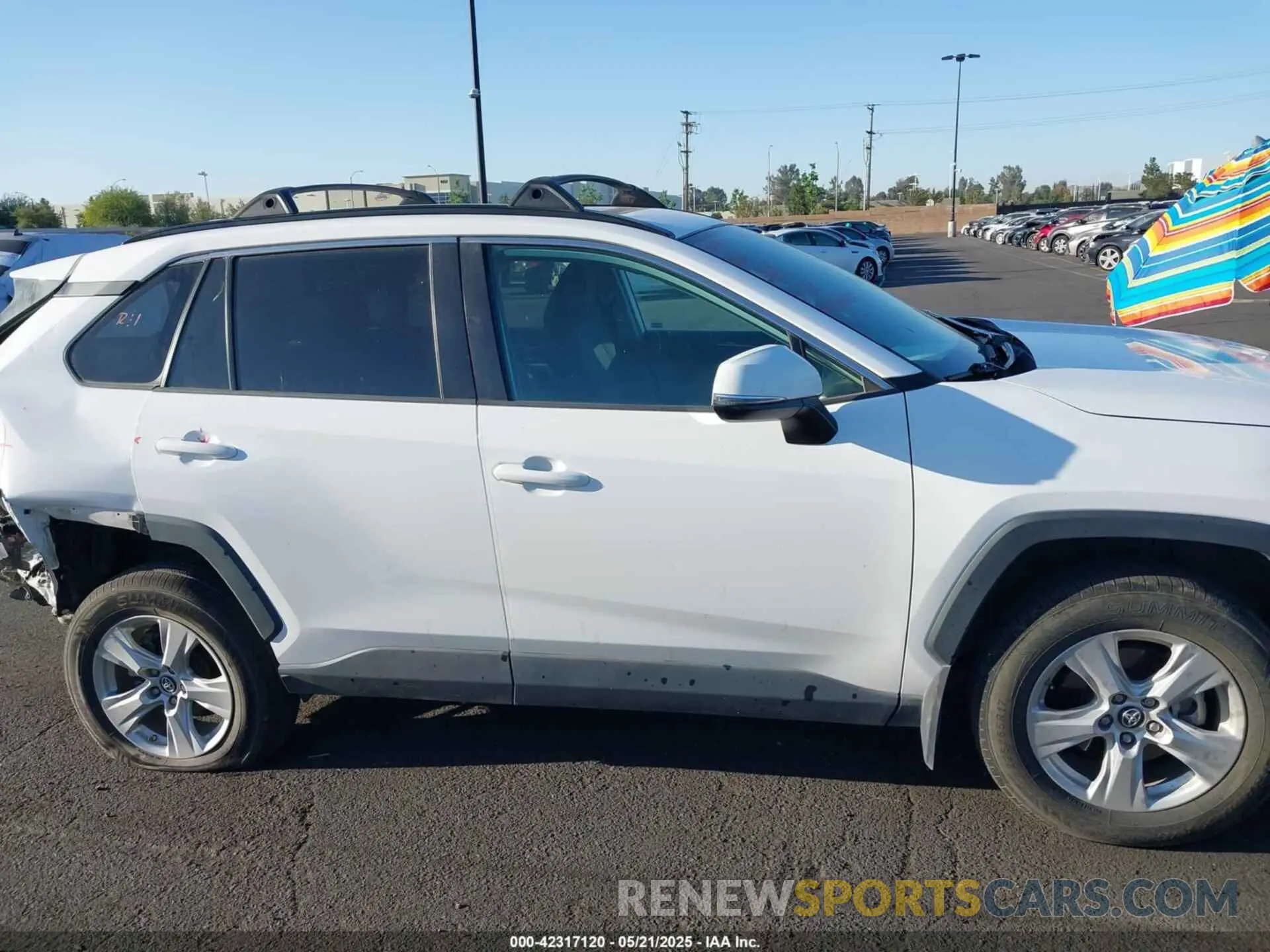 14 fotografías del automóvil dañado 2T3W1RFV3KC002016 TOYOTA RAV4 2019