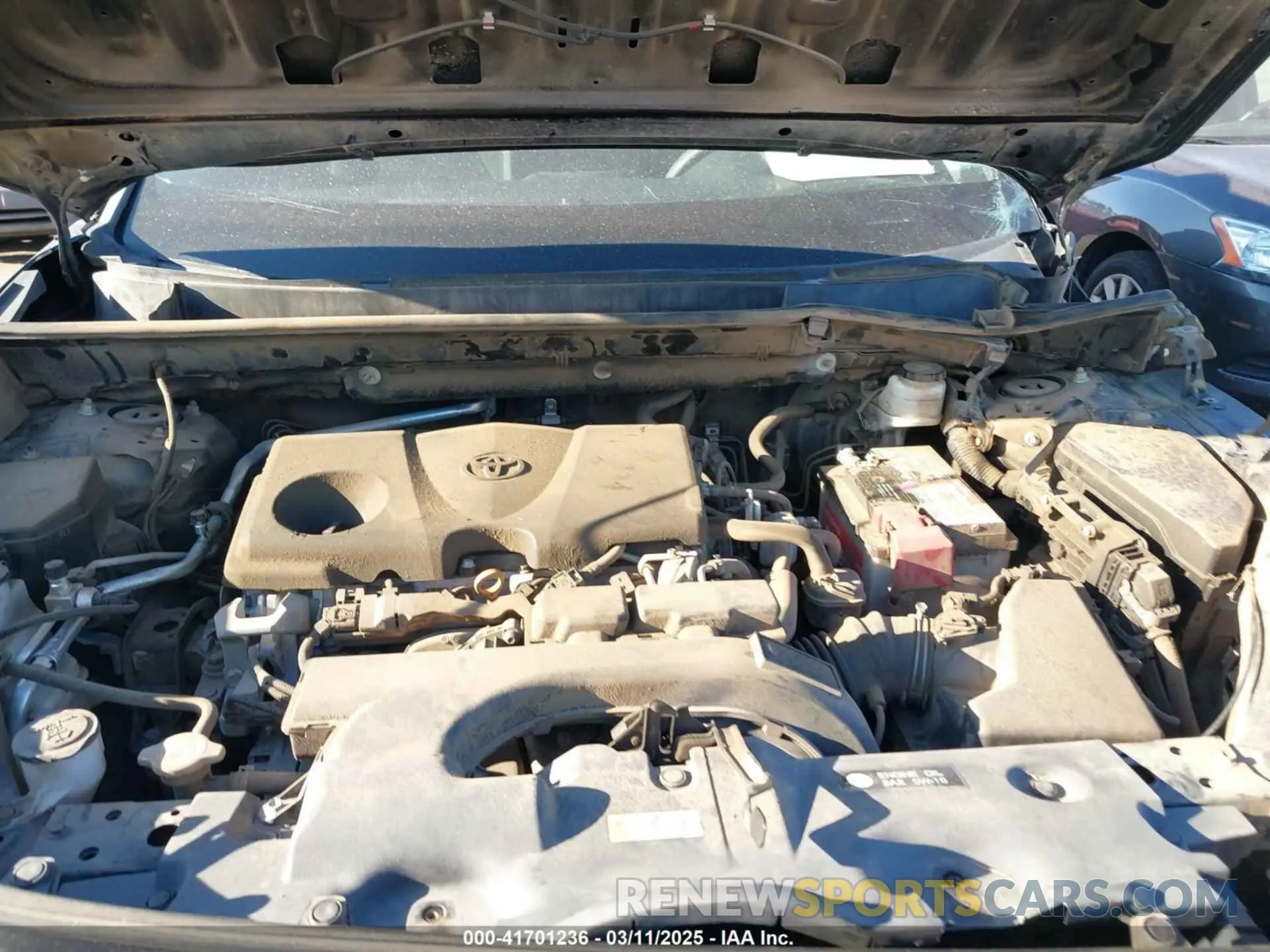 10 fotografías del automóvil dañado 2T3W1RFV3KC002372 TOYOTA RAV4 2019