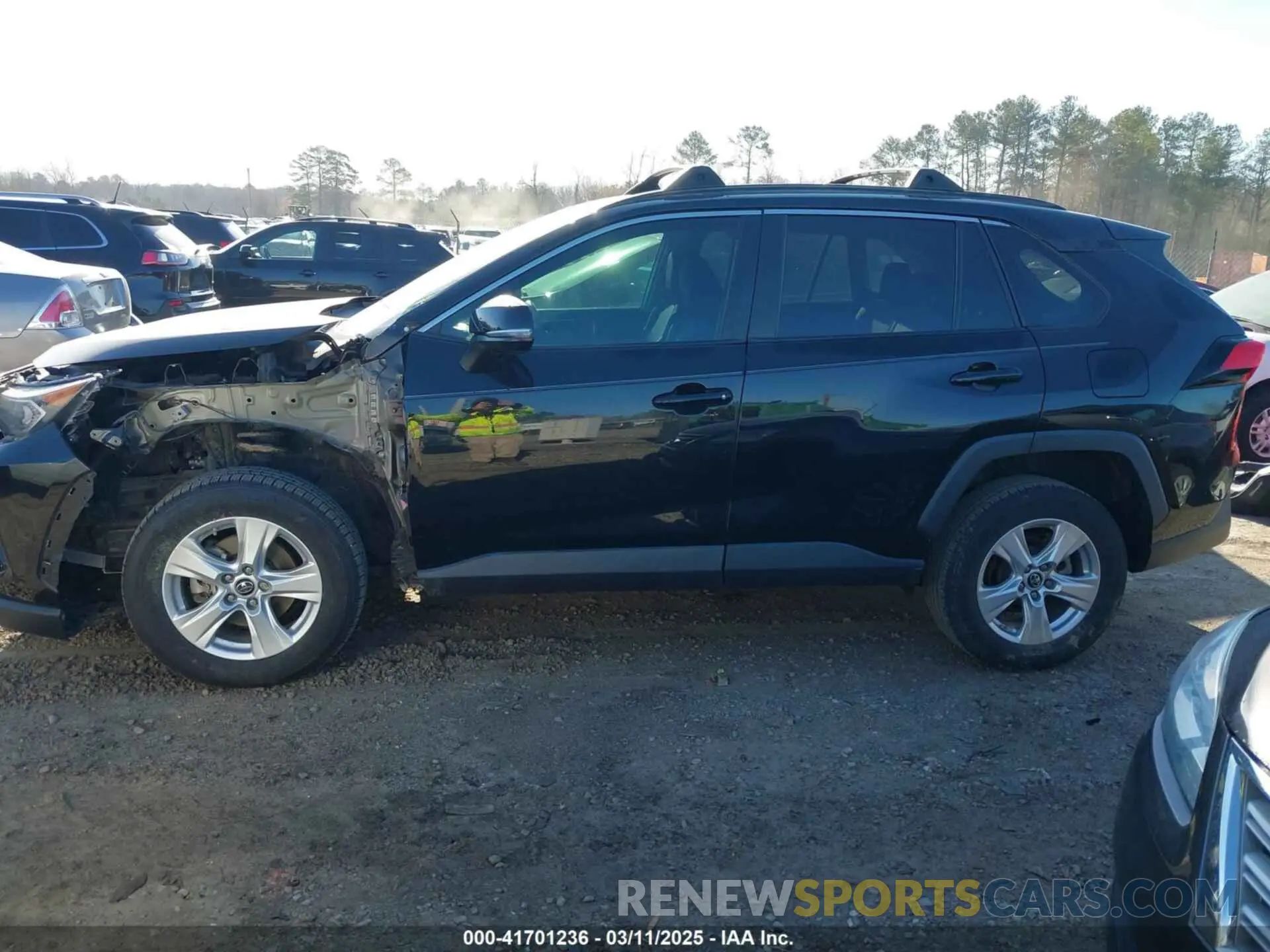 14 fotografías del automóvil dañado 2T3W1RFV3KC002372 TOYOTA RAV4 2019