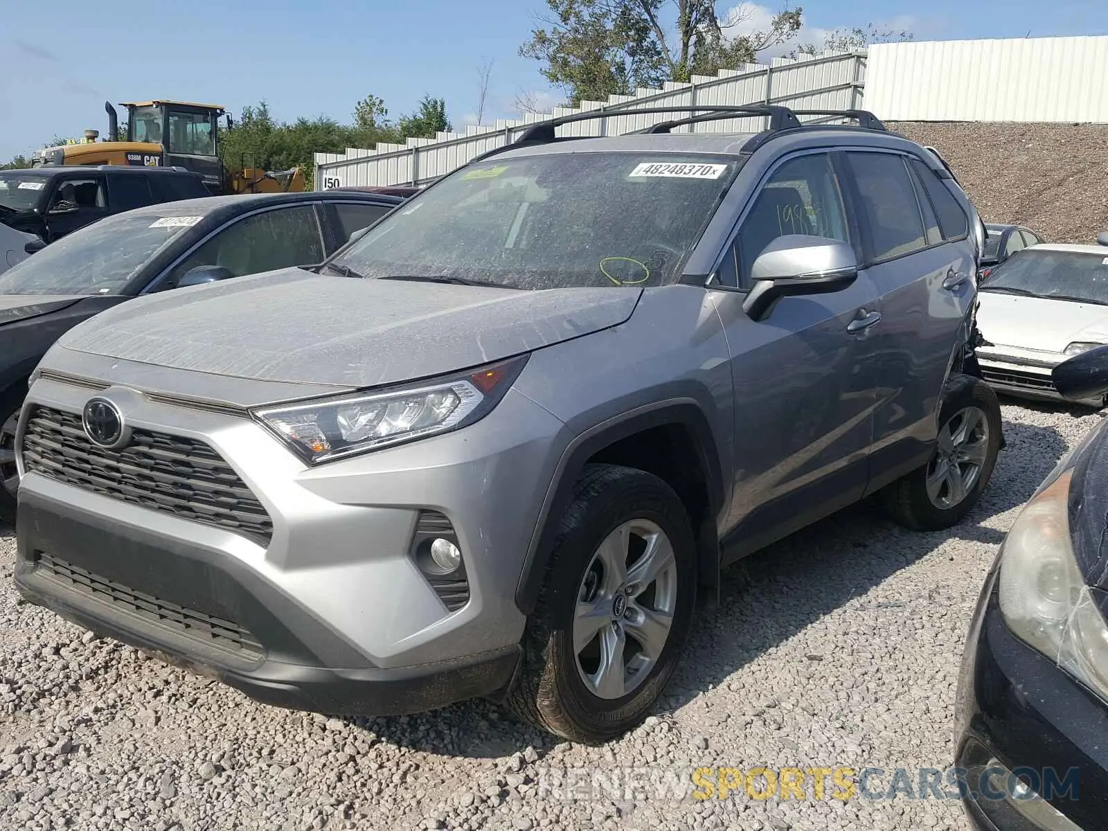 2 fotografías del automóvil dañado 2T3W1RFV4KW004081 TOYOTA RAV4 2019