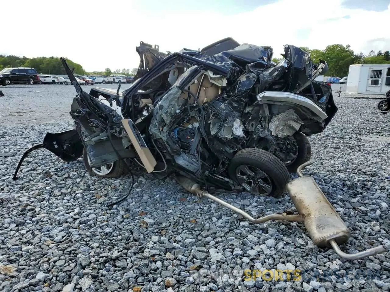 2 fotografías del automóvil dañado 2T3W1RFV4KW004470 TOYOTA RAV4 2019