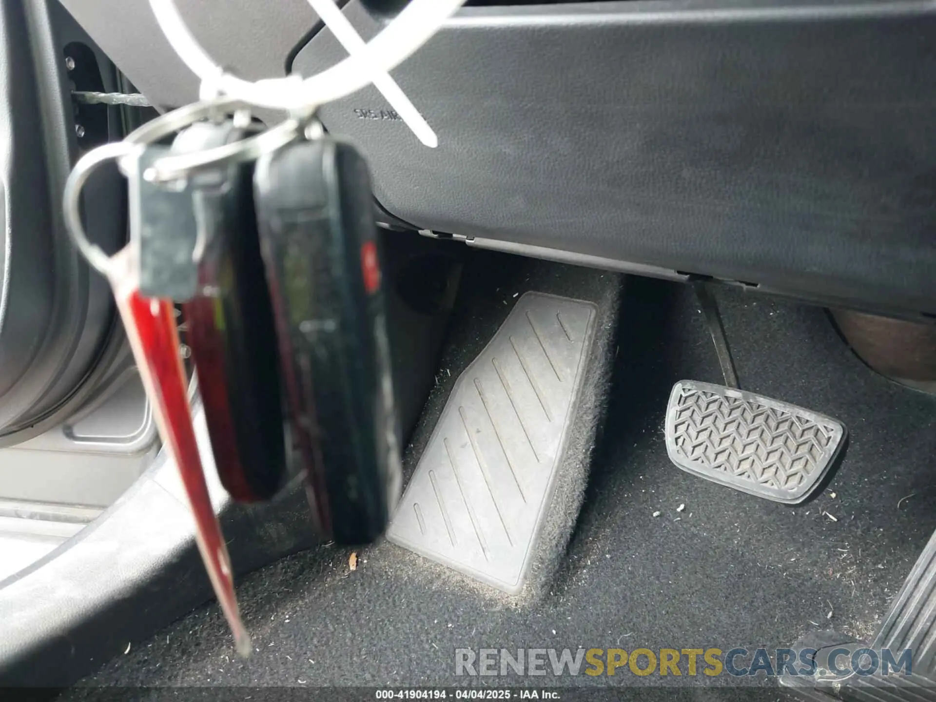 11 fotografías del automóvil dañado 2T3W1RFV4KW009927 TOYOTA RAV4 2019