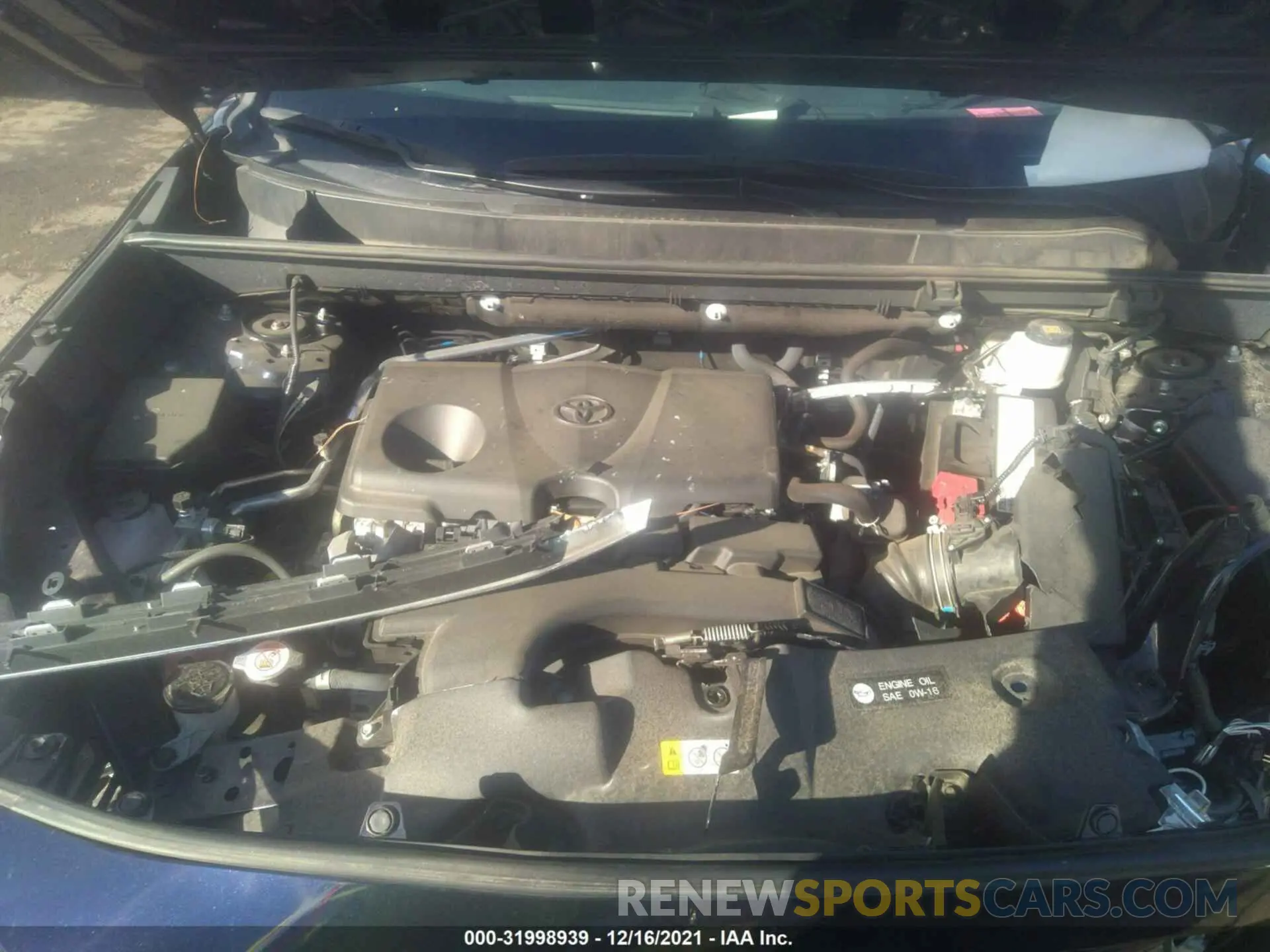 10 fotografías del automóvil dañado 2T3W1RFV4KW028767 TOYOTA RAV4 2019