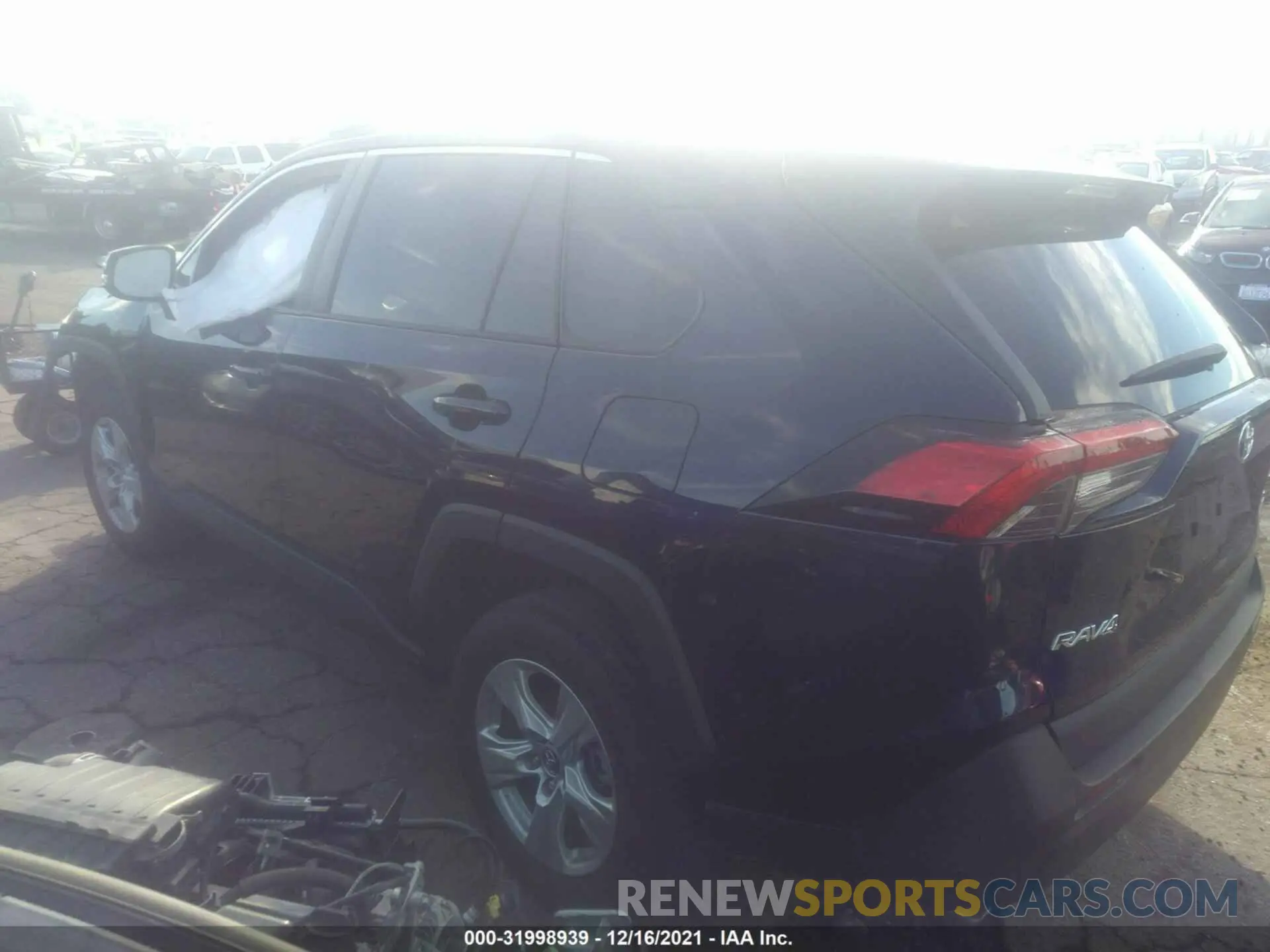 3 fotografías del automóvil dañado 2T3W1RFV4KW028767 TOYOTA RAV4 2019