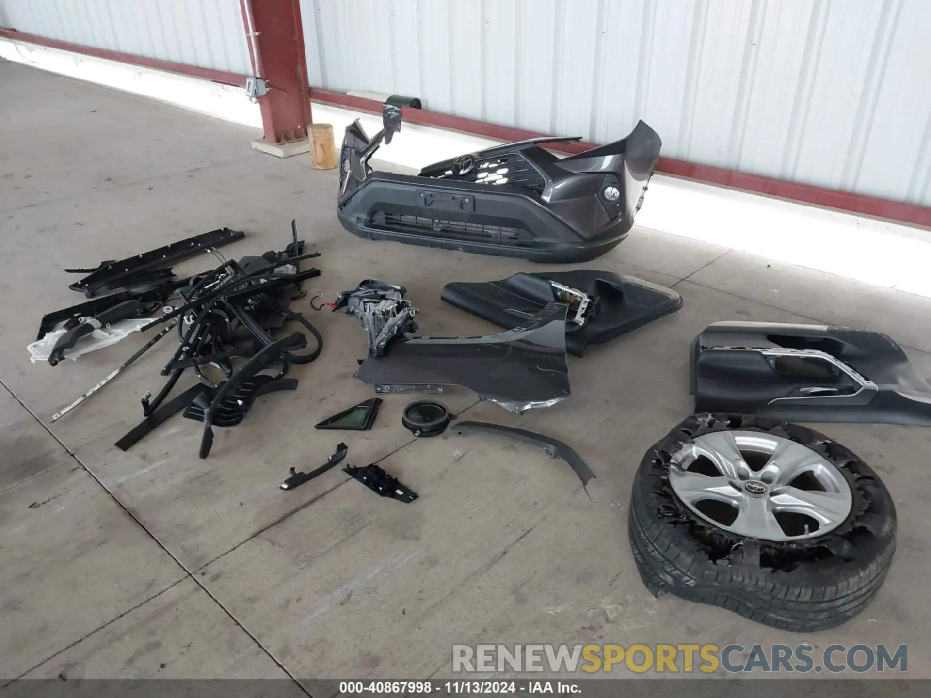 12 fotografías del automóvil dañado 2T3W1RFV5KW042046 TOYOTA RAV4 2019