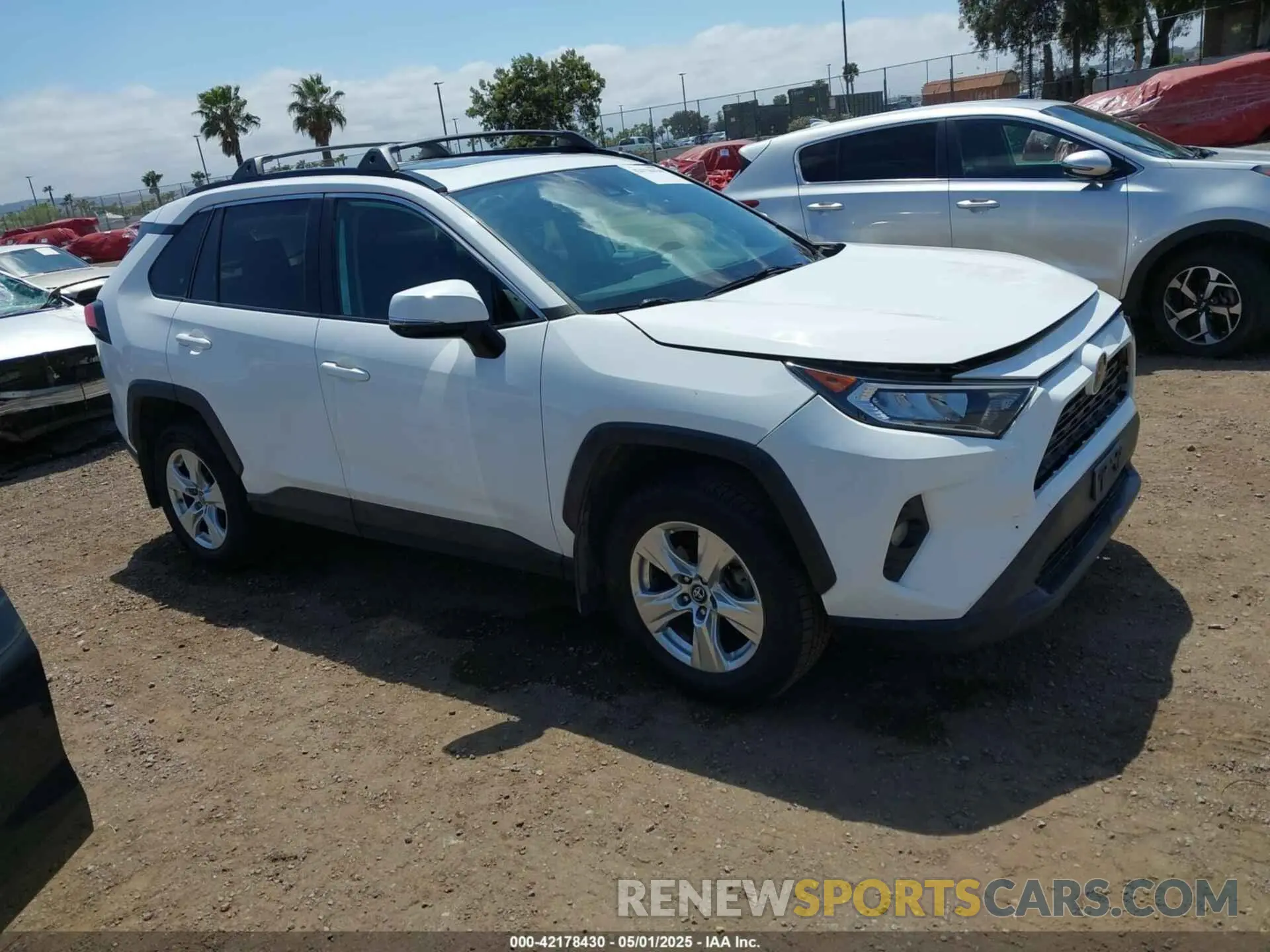 1 fotografías del automóvil dañado 2T3W1RFV6KC024382 TOYOTA RAV4 2019