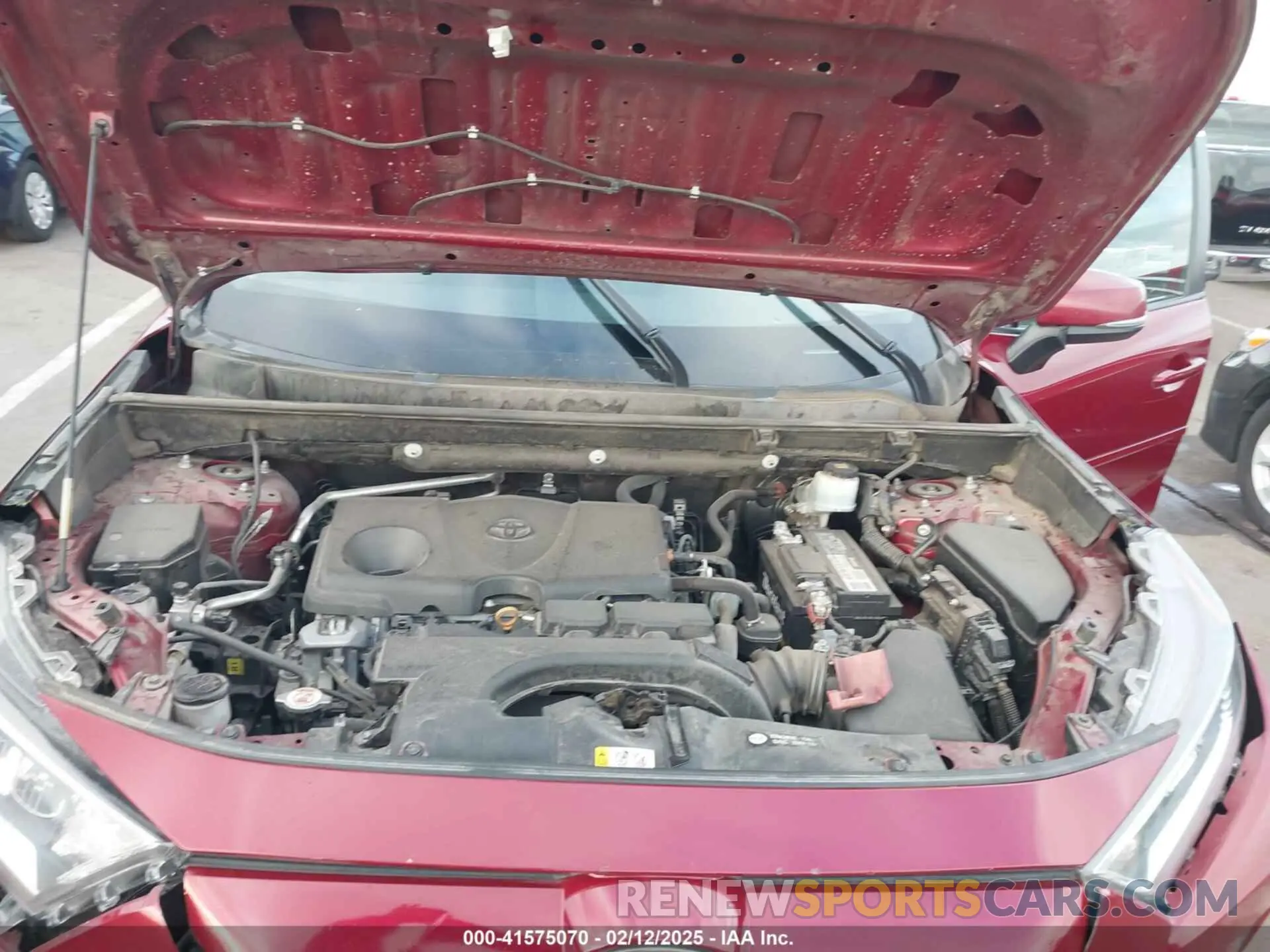 10 fotografías del automóvil dañado 2T3W1RFV6KW050916 TOYOTA RAV4 2019