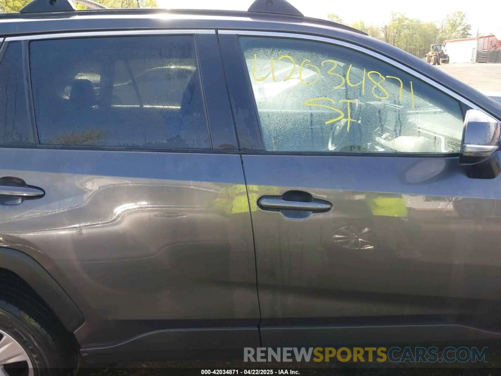 14 fotografías del automóvil dañado 2T3W1RFV8KW004648 TOYOTA RAV4 2019