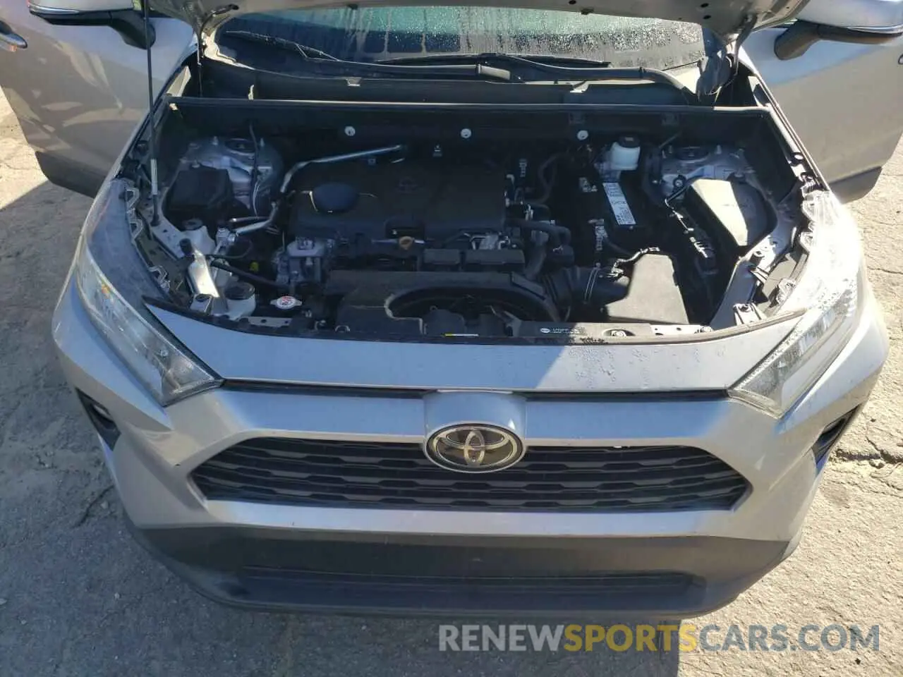 12 fotografías del automóvil dañado 2T3W1RFV8KW029601 TOYOTA RAV4 2019