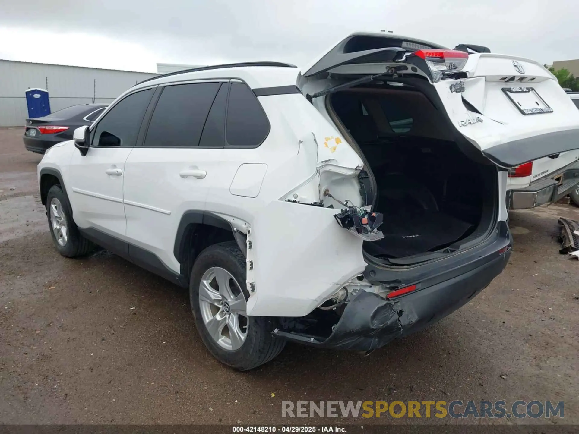 3 fotografías del automóvil dañado 2T3W1RFV8KW030117 TOYOTA RAV4 2019