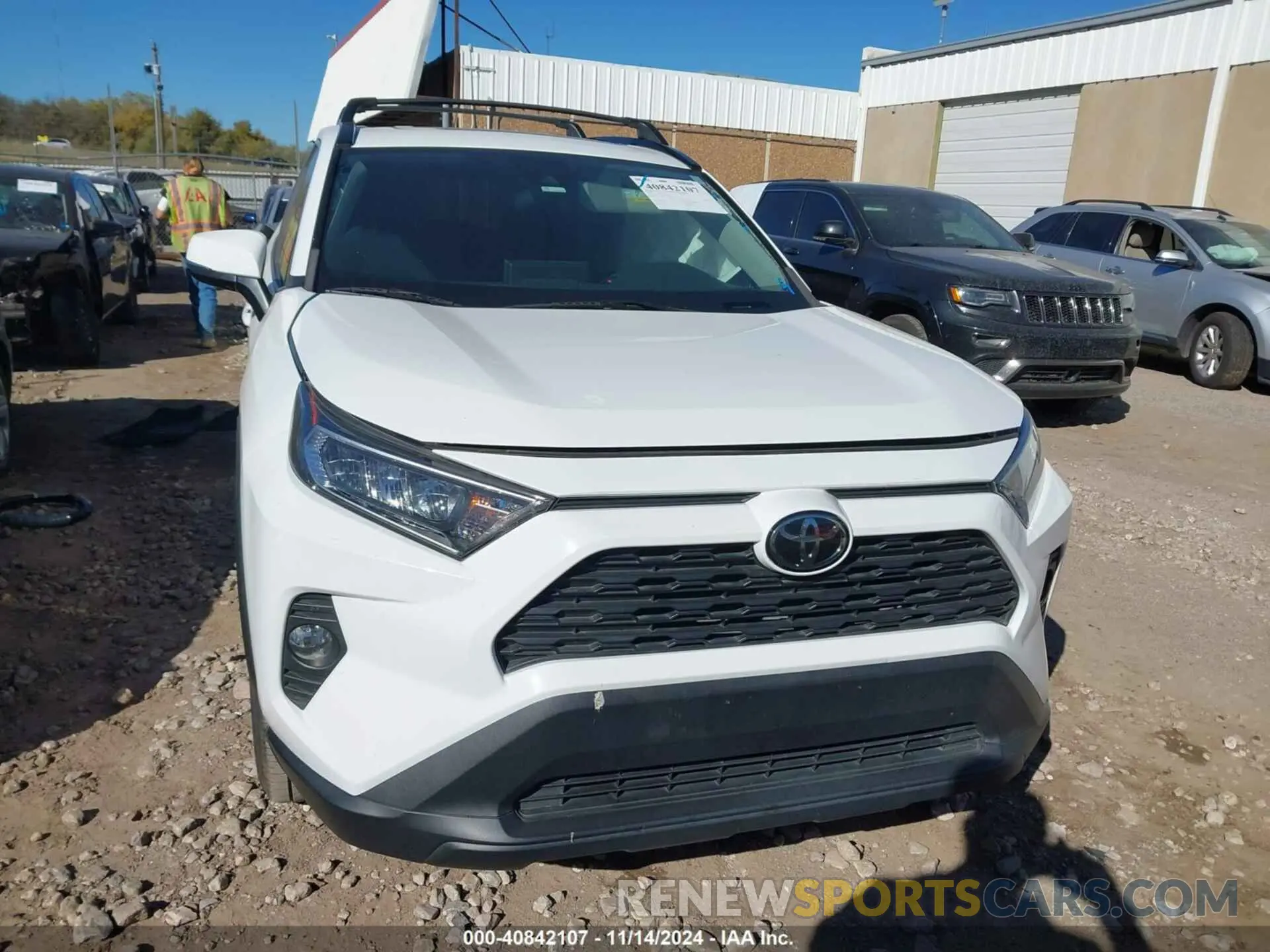 13 fotografías del automóvil dañado 2T3W1RFV8KW031560 TOYOTA RAV4 2019