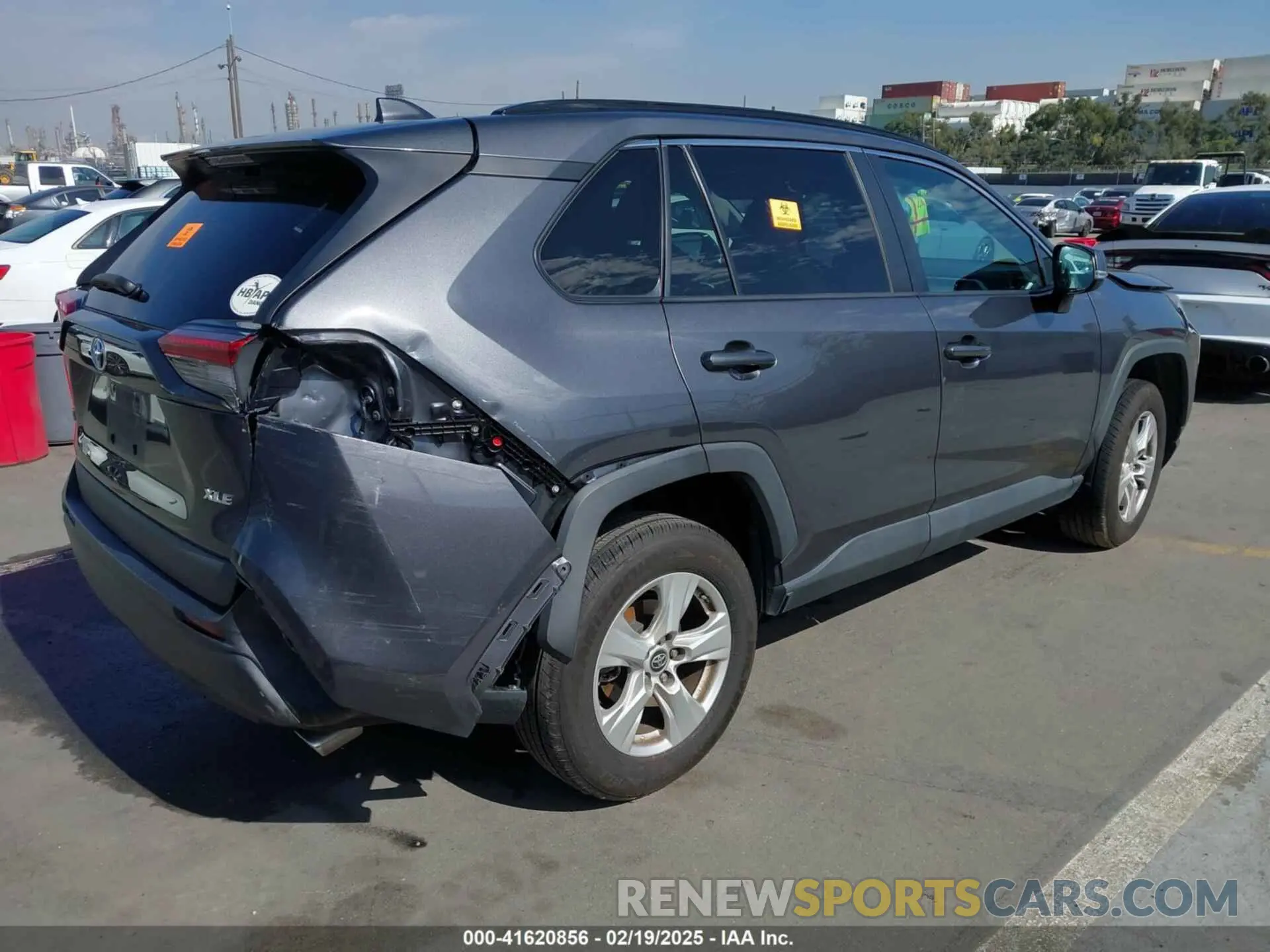 4 fotografías del automóvil dañado 2T3W1RFV8KW049489 TOYOTA RAV4 2019