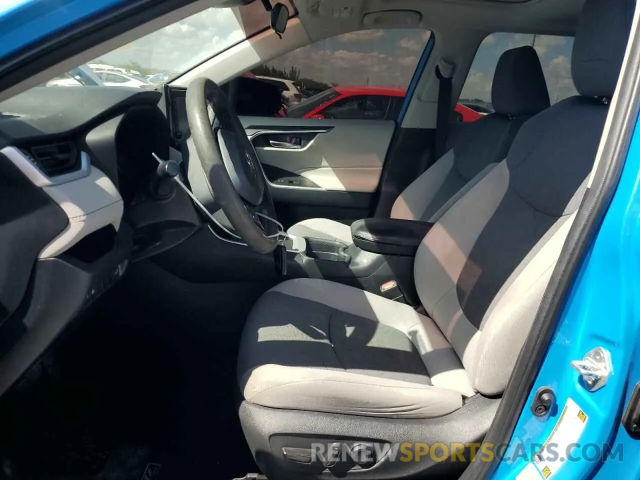 7 fotografías del automóvil dañado 2T3W1RFV9KC023419 TOYOTA RAV4 2019