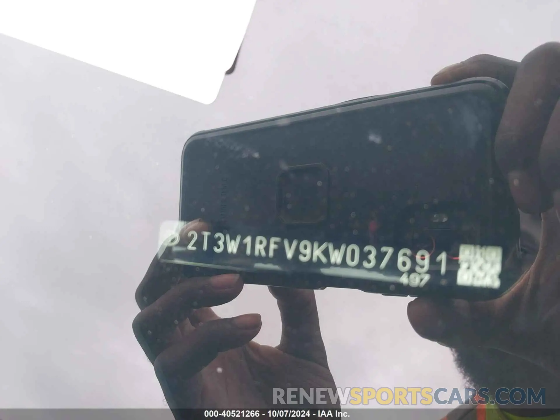 9 fotografías del automóvil dañado 2T3W1RFV9KW037691 TOYOTA RAV4 2019
