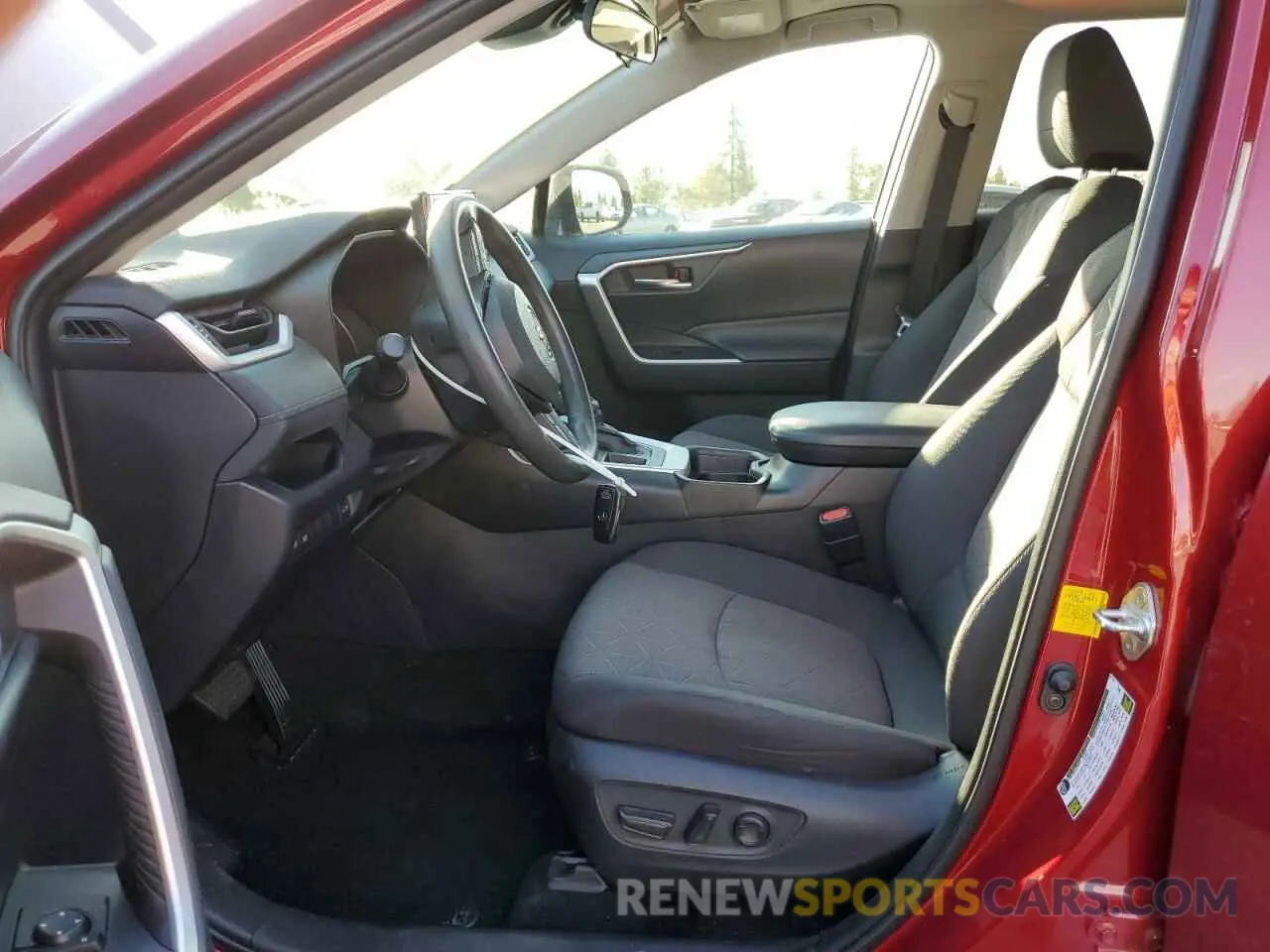 7 fotografías del automóvil dañado 2T3W1RFV9KW049095 TOYOTA RAV4 2019