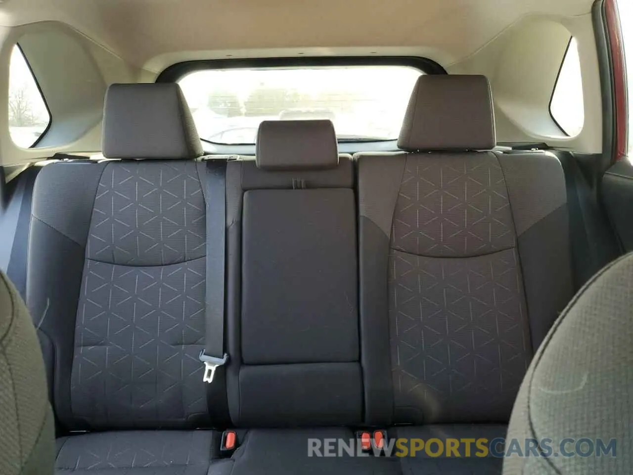 10 fotografías del automóvil dañado 2T3W1RFV9KW051624 TOYOTA RAV4 2019
