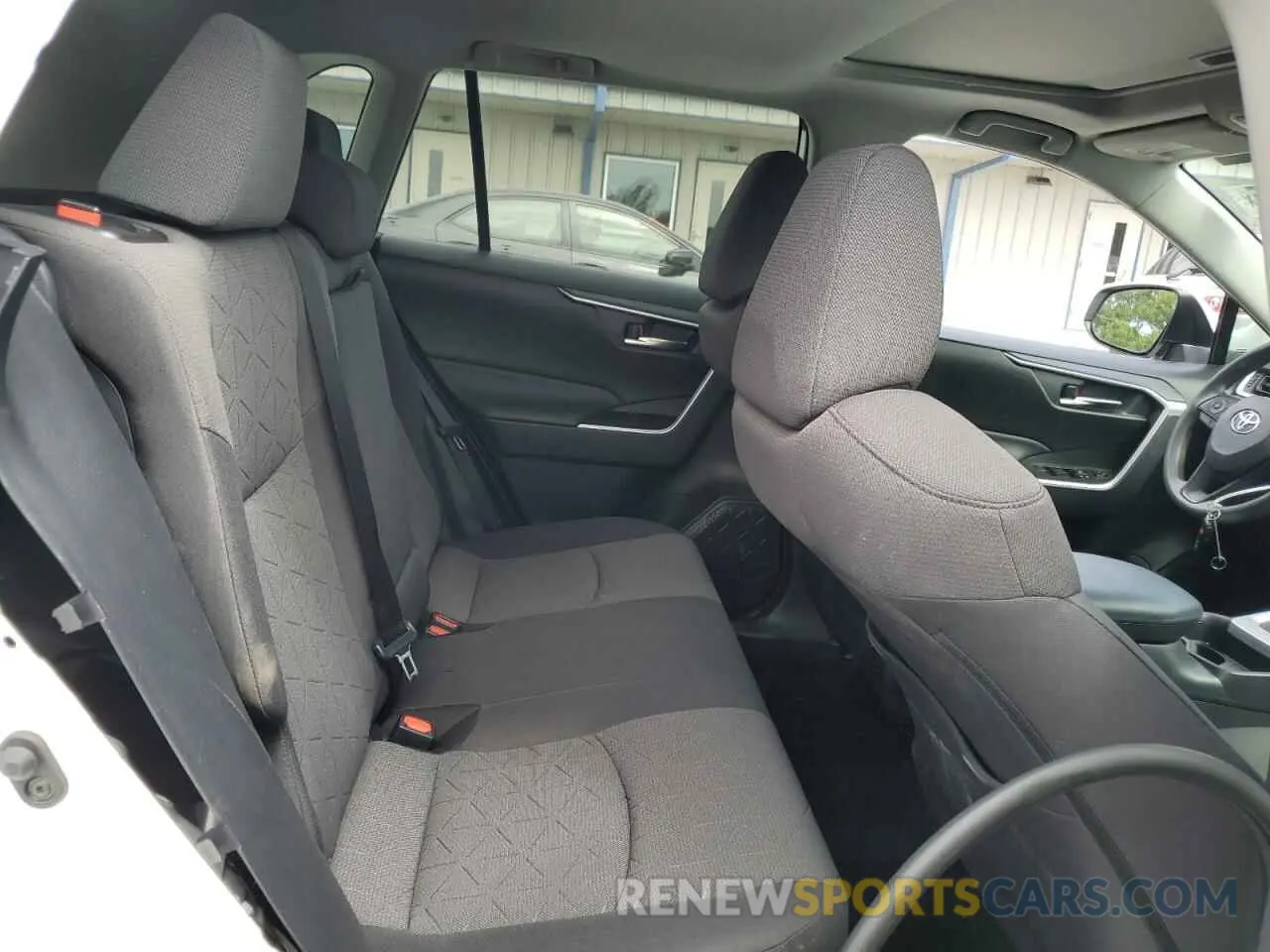 11 fotografías del automóvil dañado 2T3W1RFVXKC017757 TOYOTA RAV4 2019